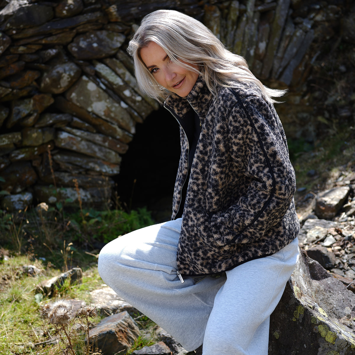 Women's Plush Zip Up Fleece Midlayer