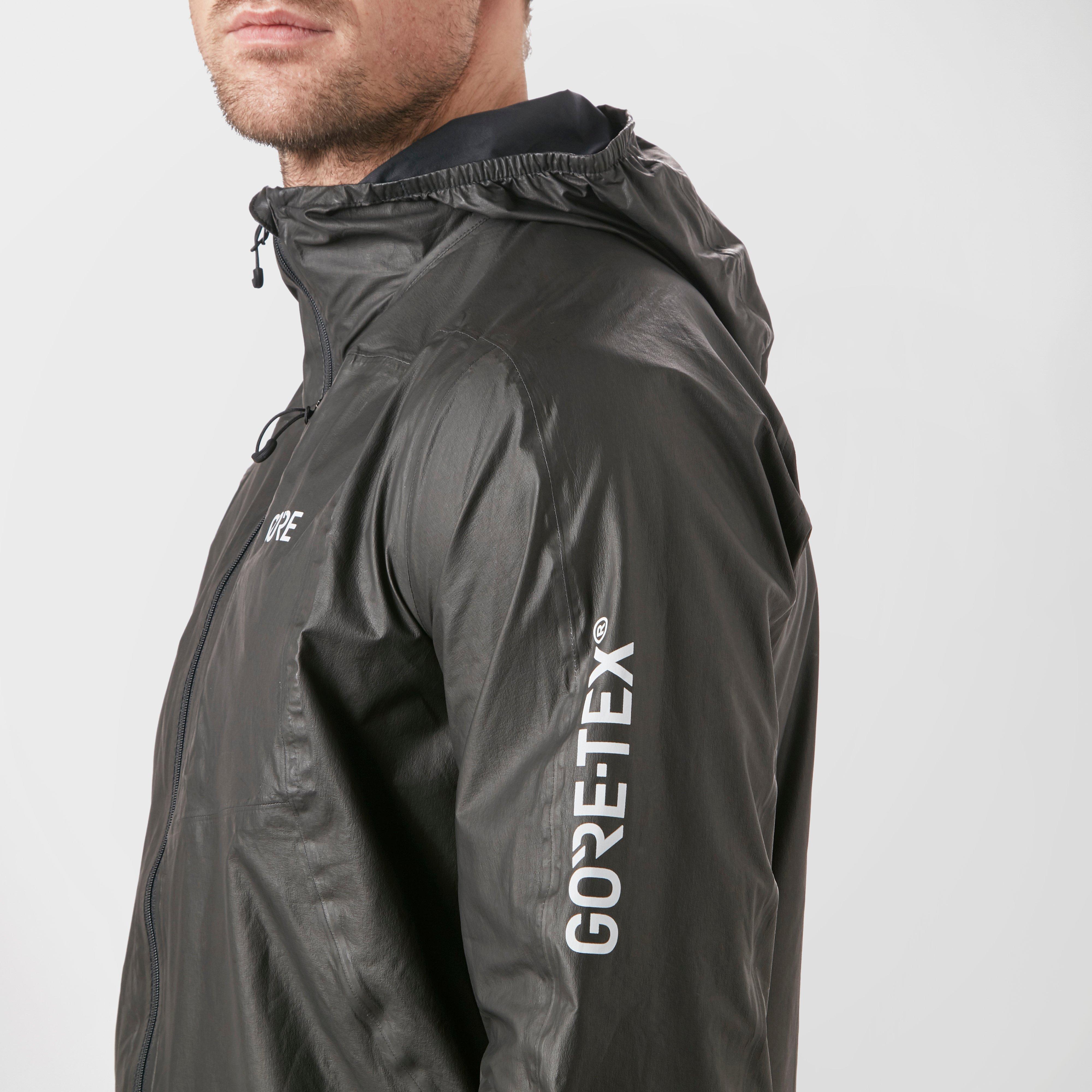 R7 Gore-Tex ShakeDry Hooded Jacket
