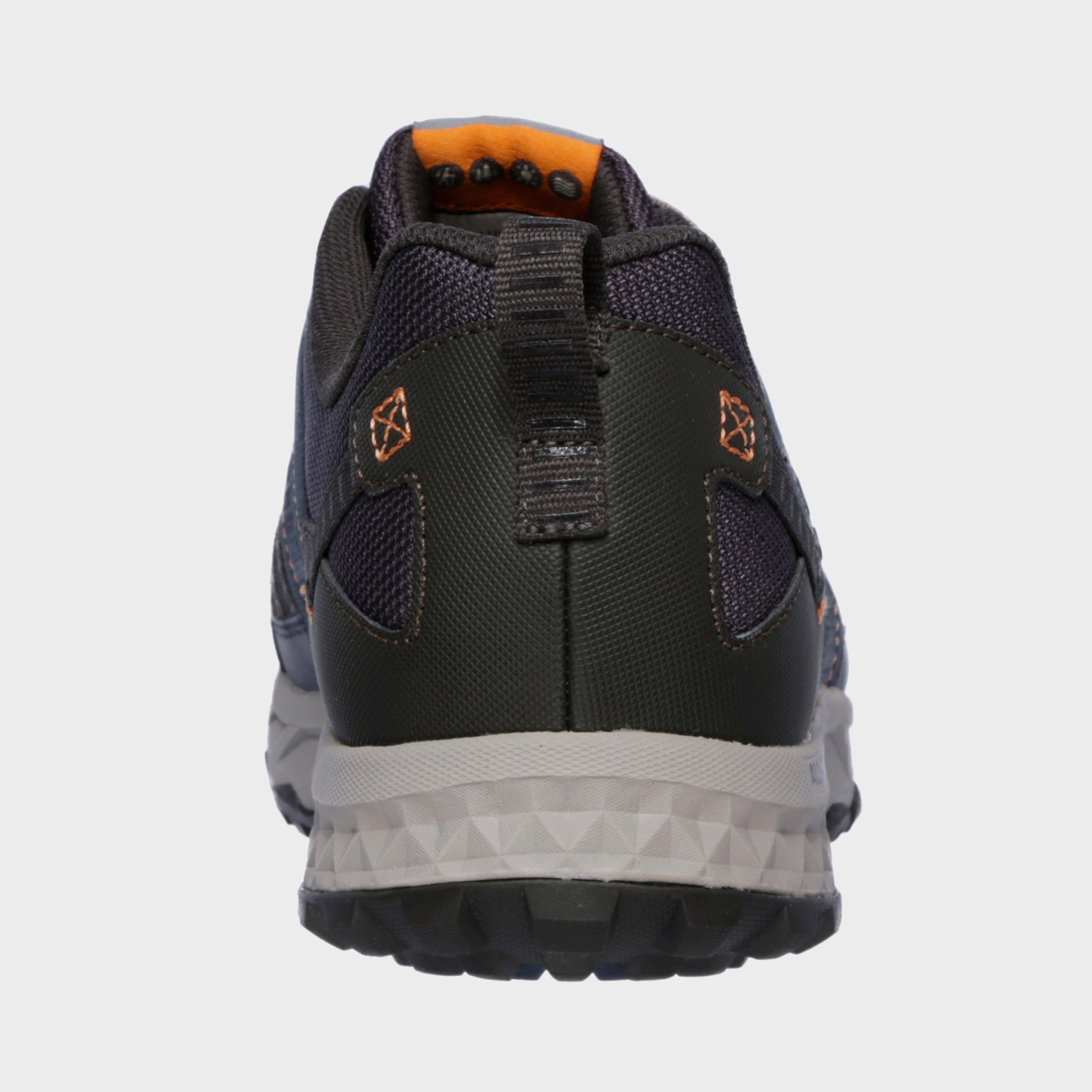 Men's Escape Plan Walking Shoe