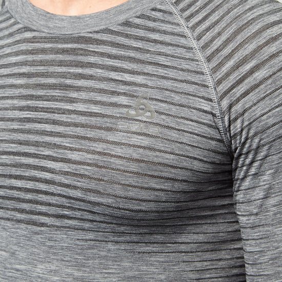 Men's Performance Light Long Sleeve Top