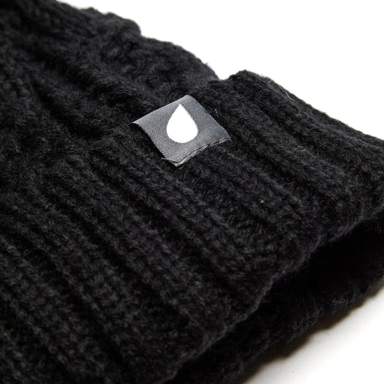 Women's Daisy Cable Knit Bobble Hat