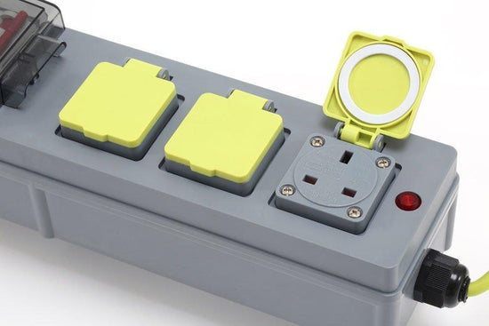 3-Way Mobile Mains Kit (15m Cable)