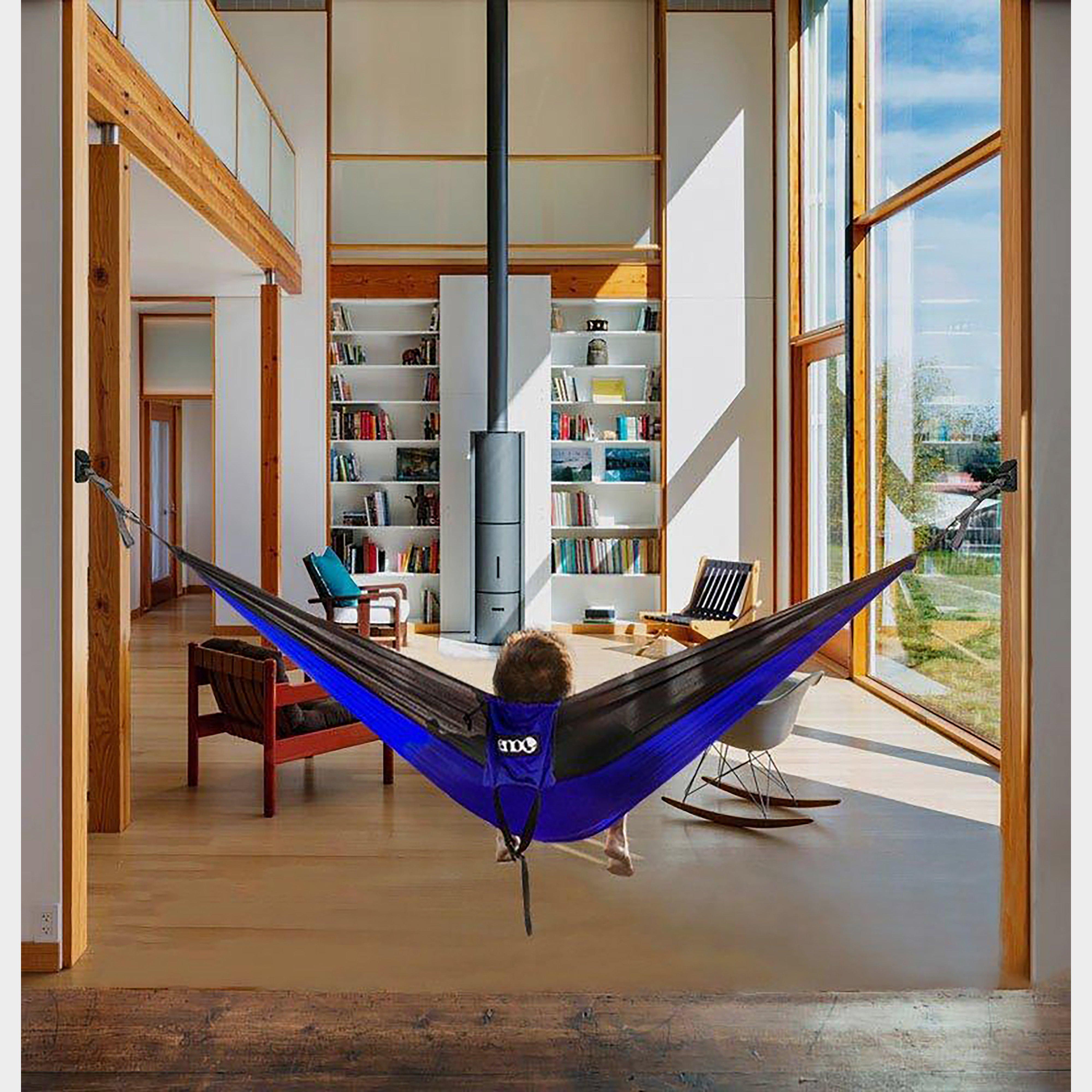 Deluxe Hanging Kit