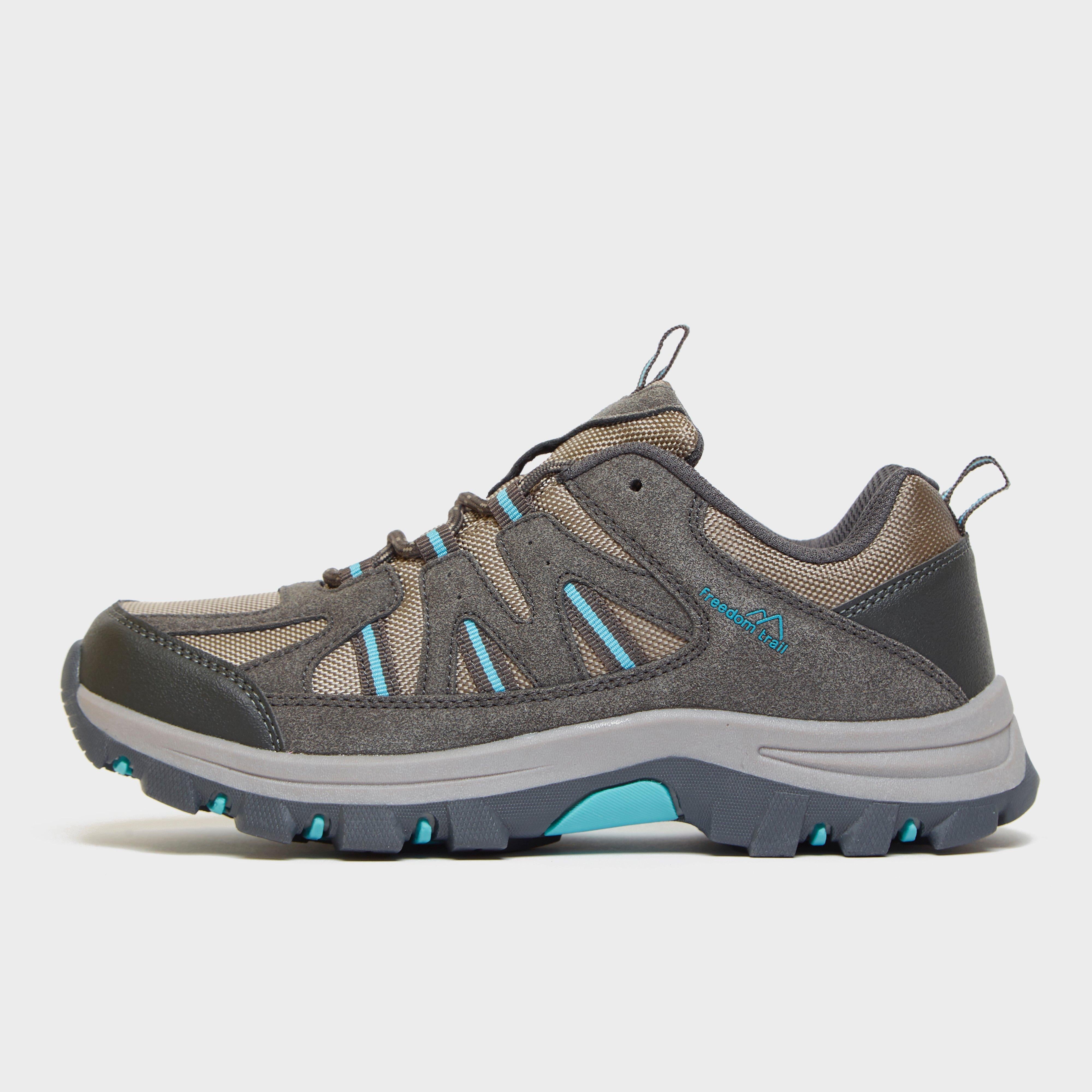 Women's Buxton Walking Shoes