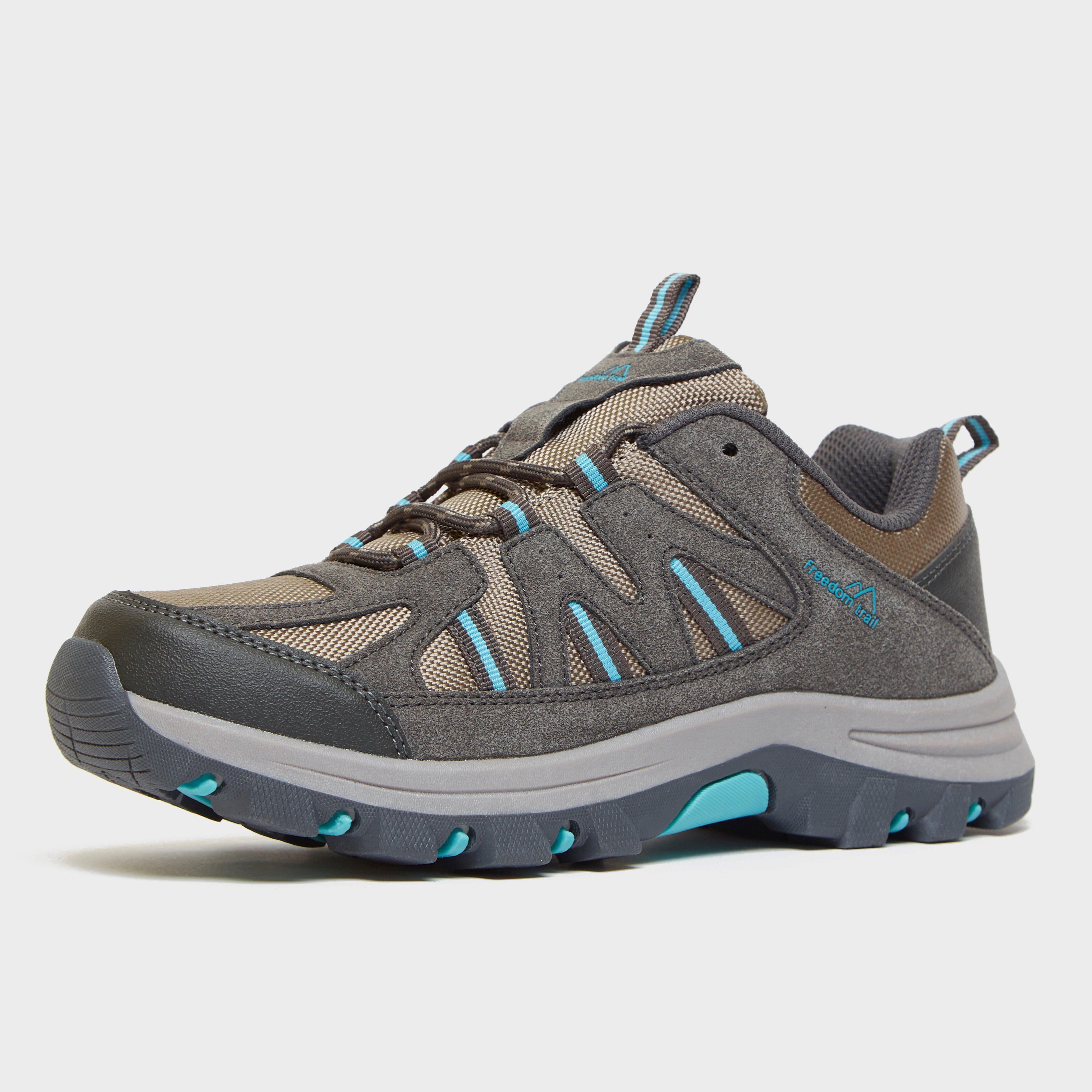 Women's Buxton Walking Shoes