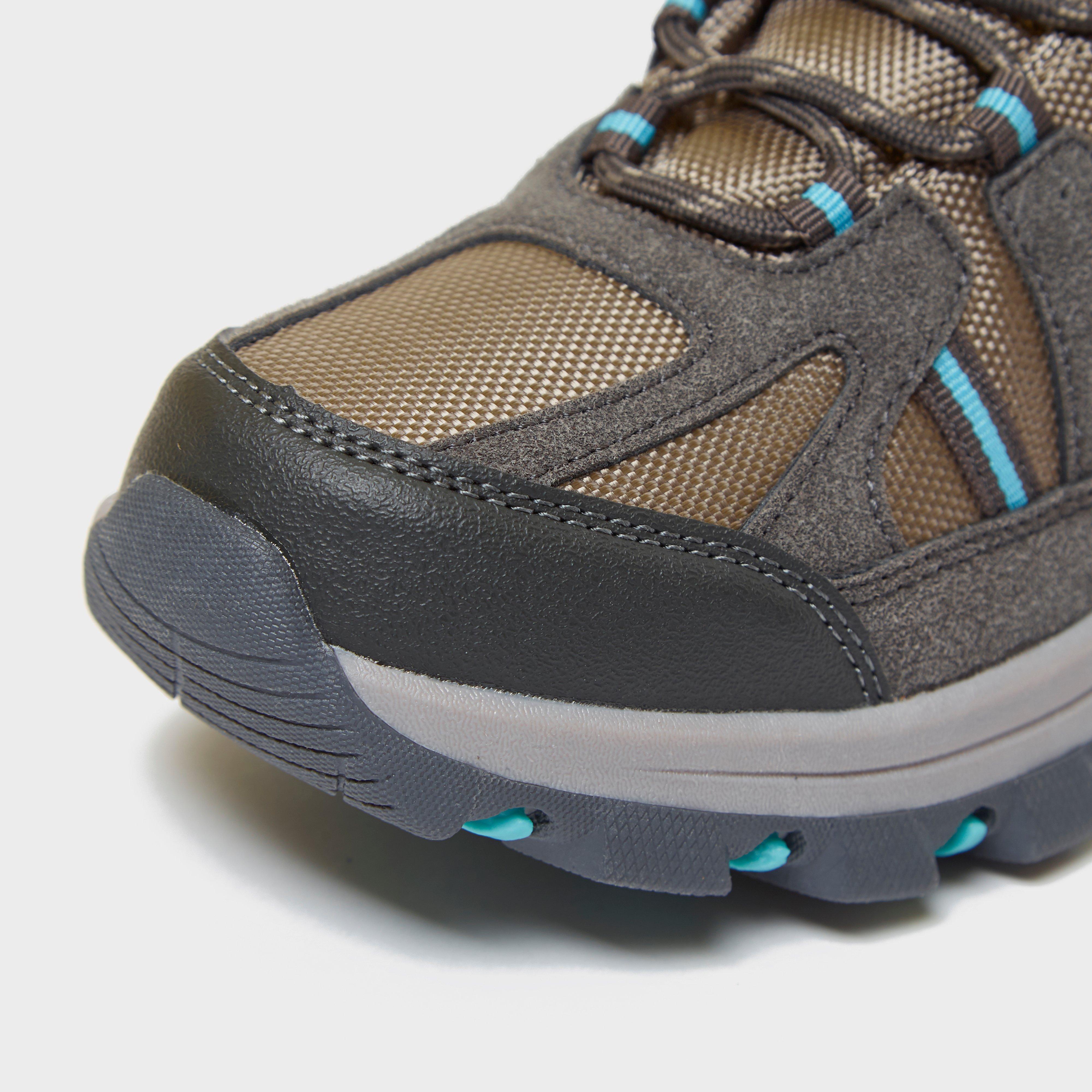 Women's Buxton Walking Shoes