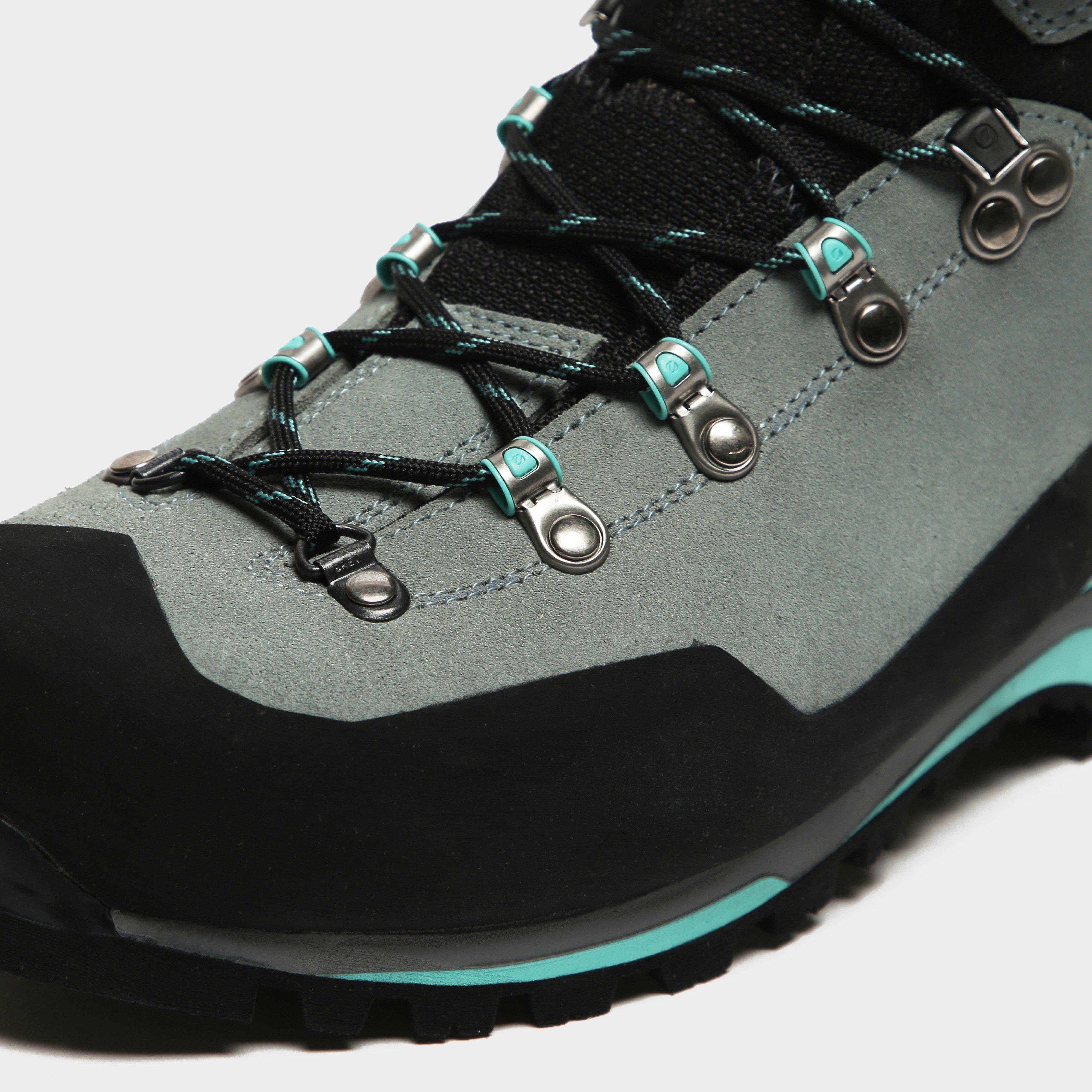 Women's Manta Tech GORE-TEX® Boots