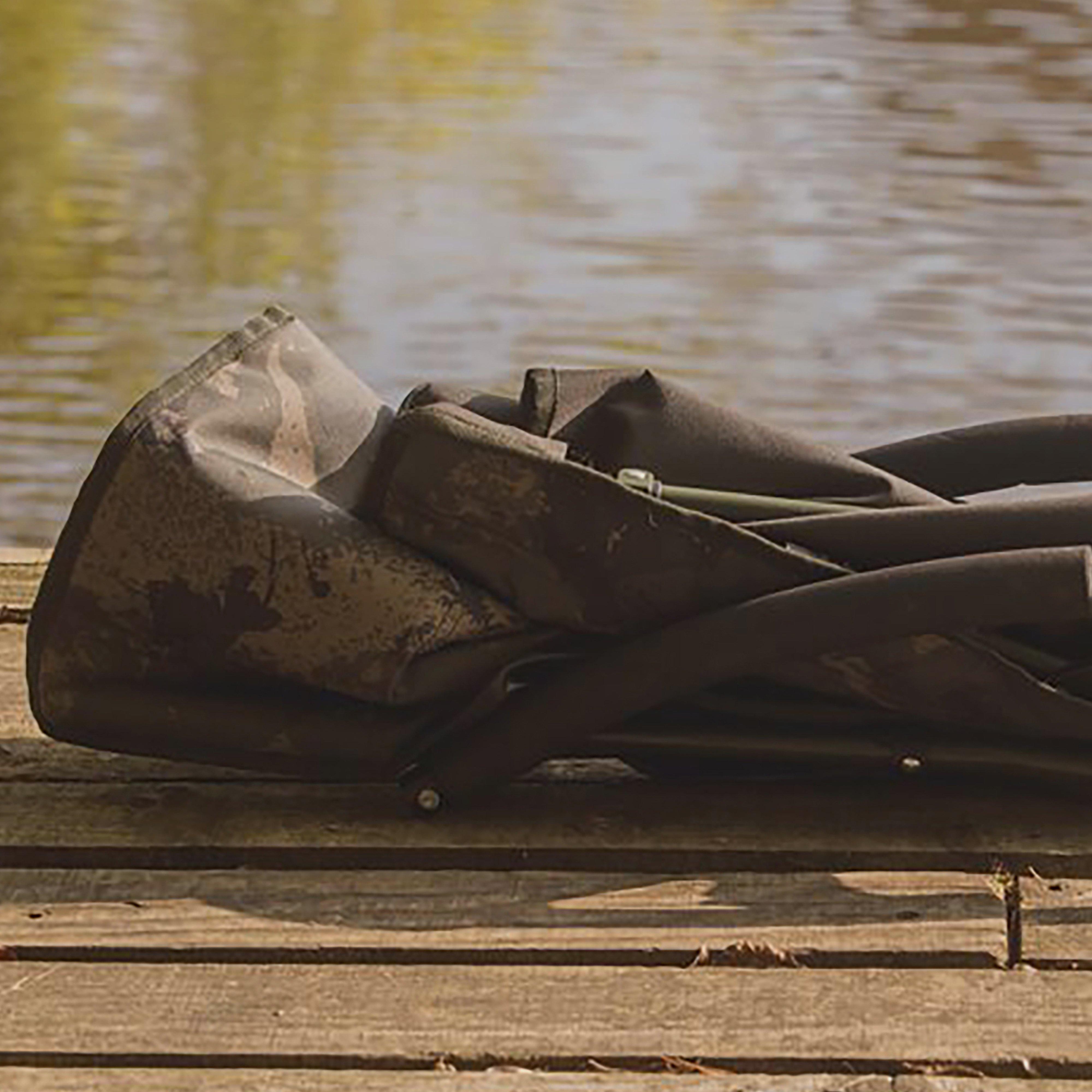 Undercover Camo Foldable Easy Chair Low