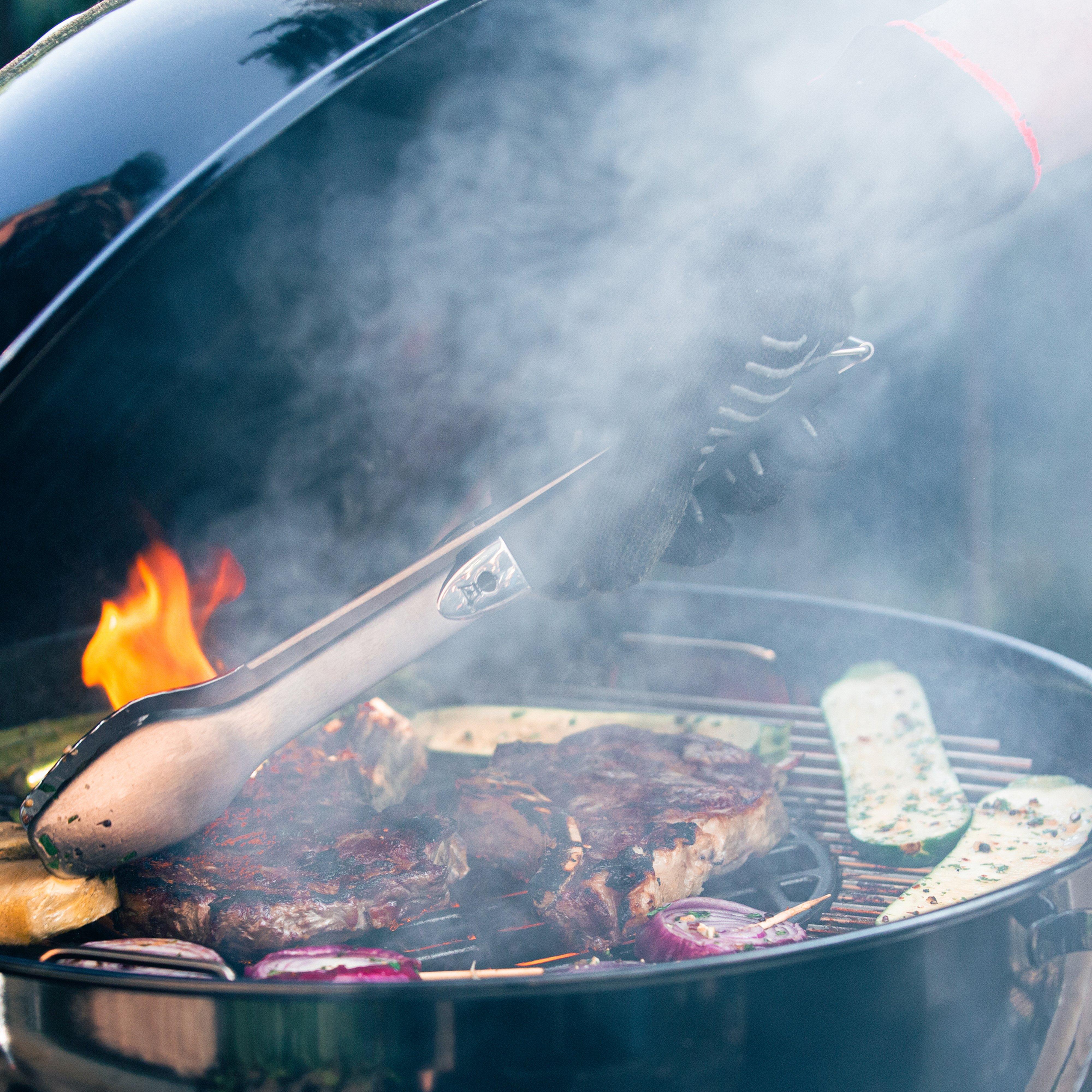 Master-Touch GBS E-5750 Charcoal Barbecue