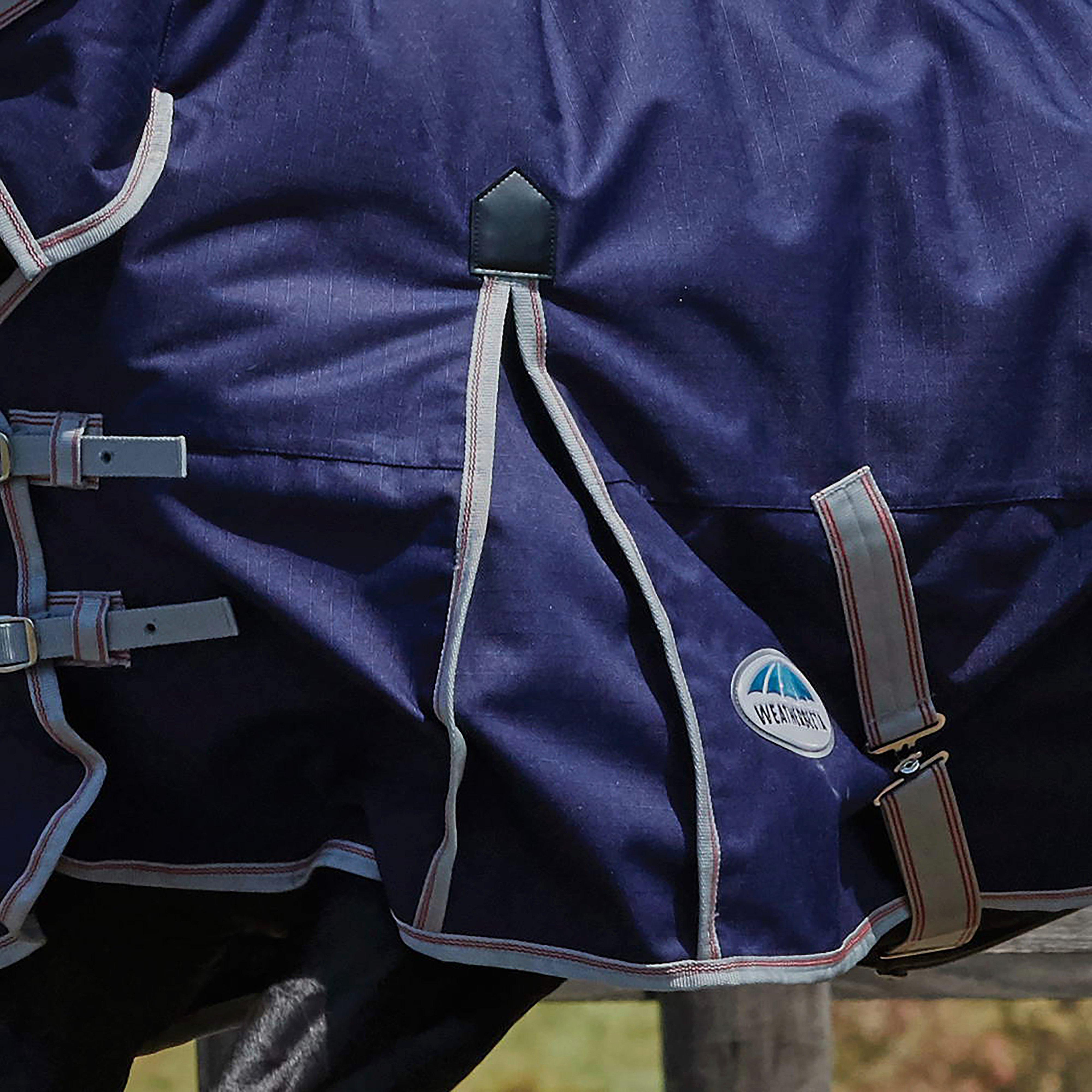 ComFiTec Essential 220g Medium Weight Combo Neck Turnout Rug
