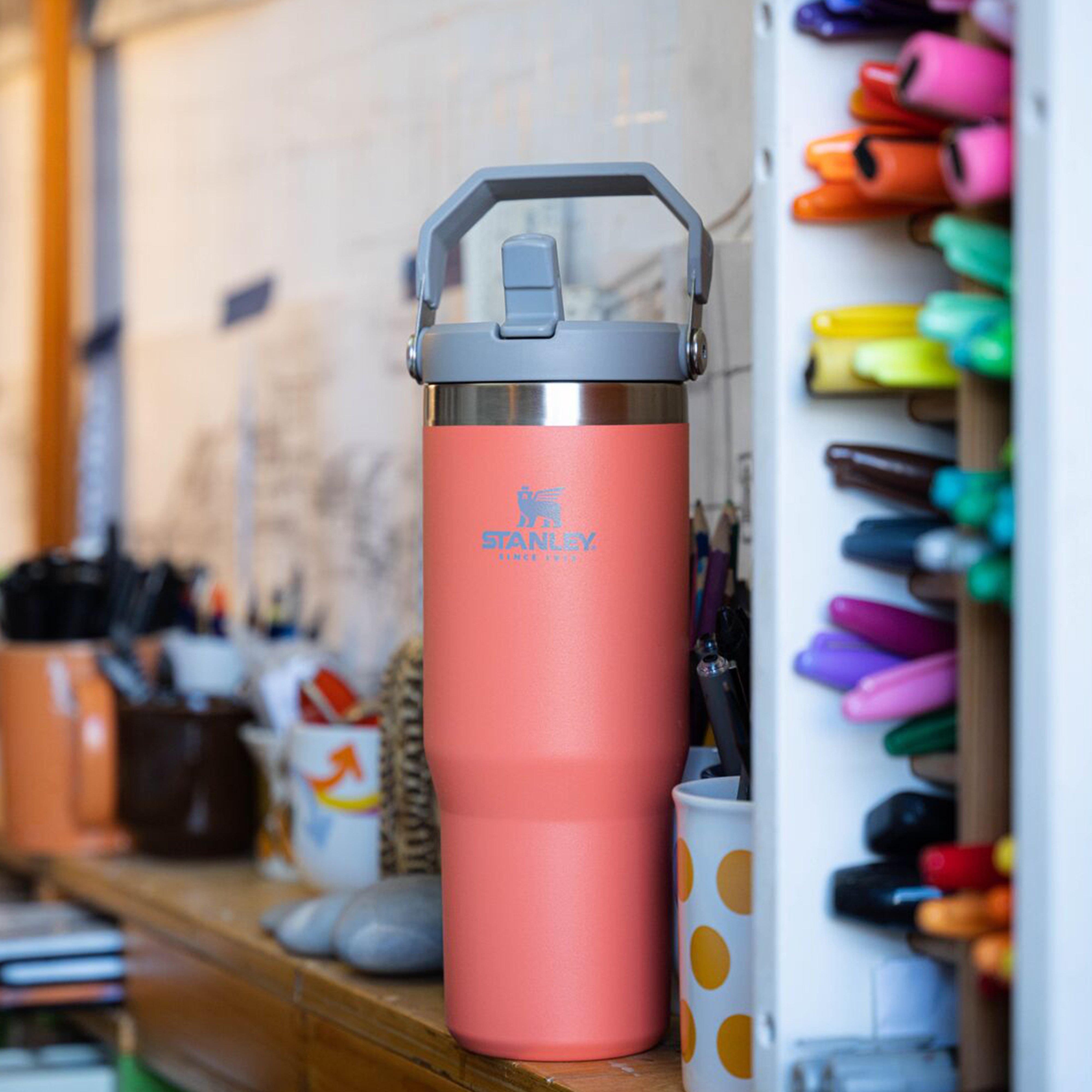 IceFlow™ Flip Straw Tumbler 0.89L