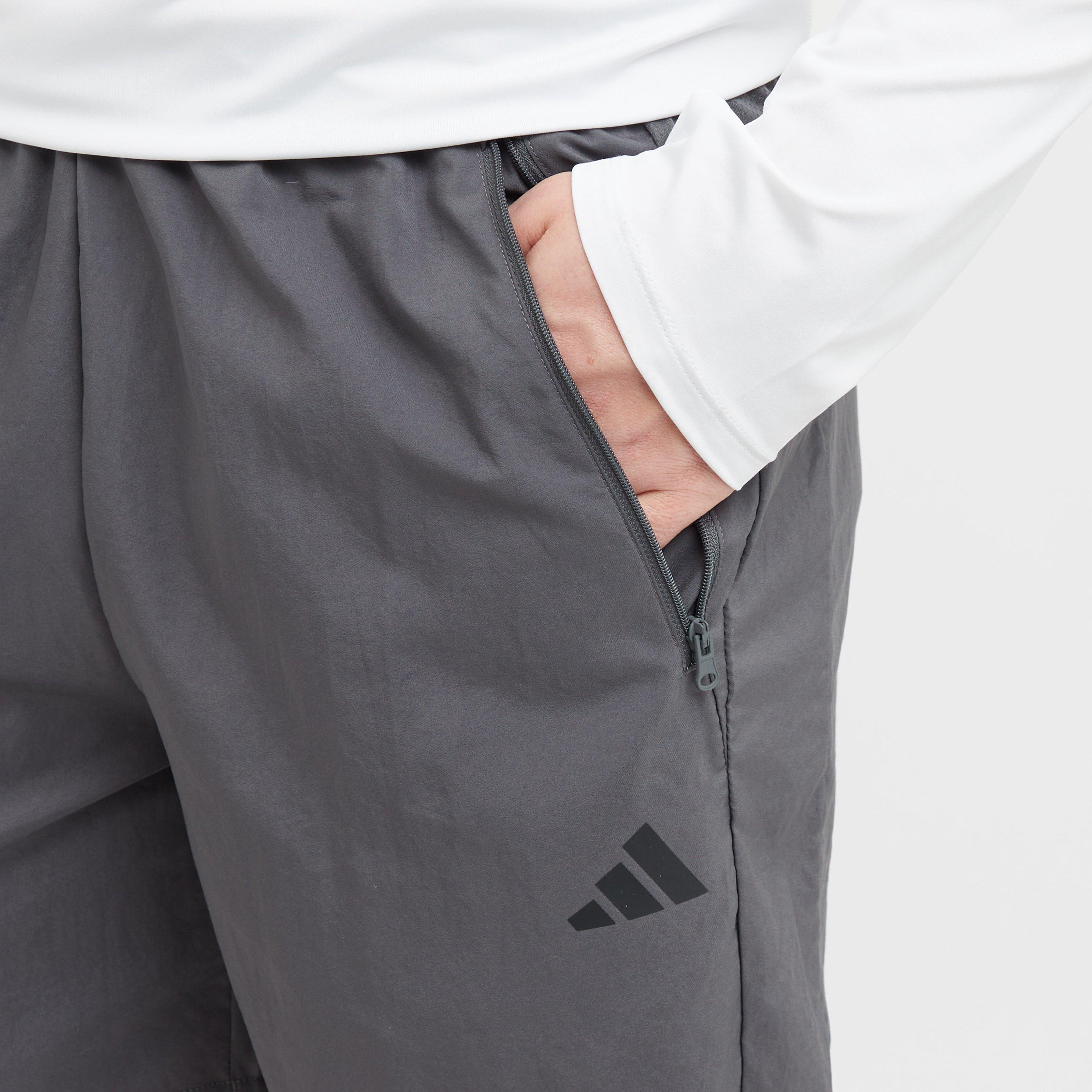 Men’s Train Essentials Woven Training Shorts