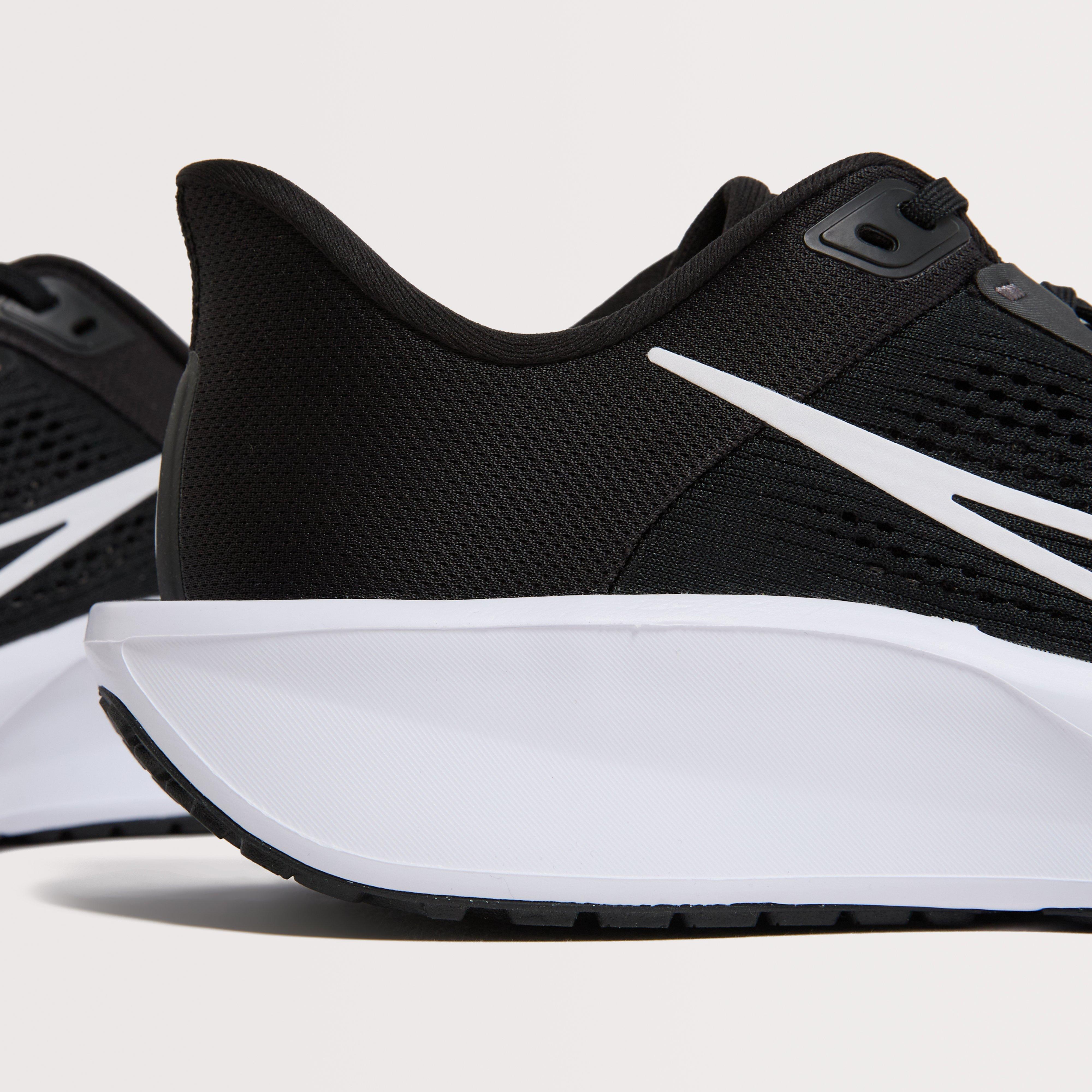 Men’s Quest 6 Road Running Shoe