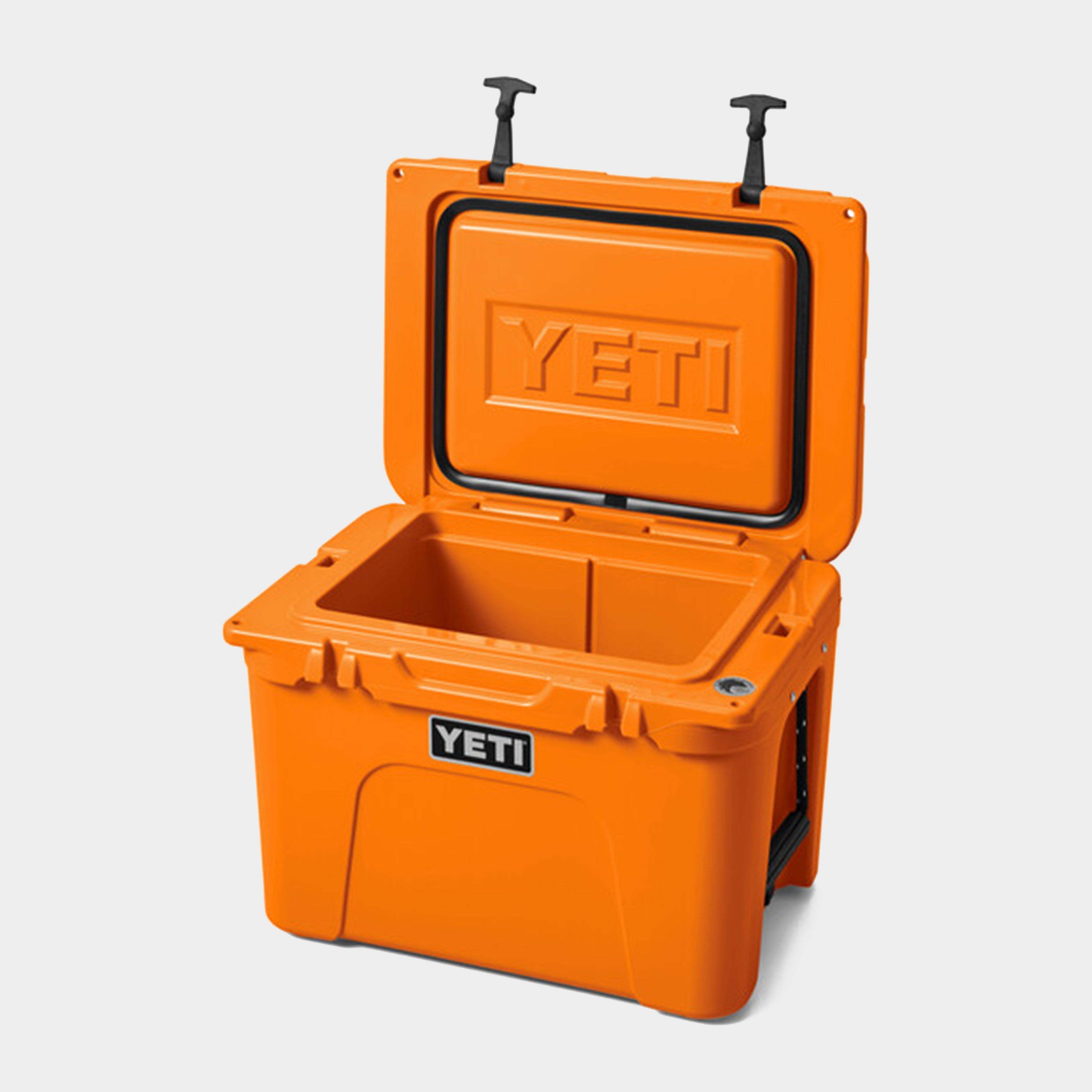 Tundra® 35 Cool Box