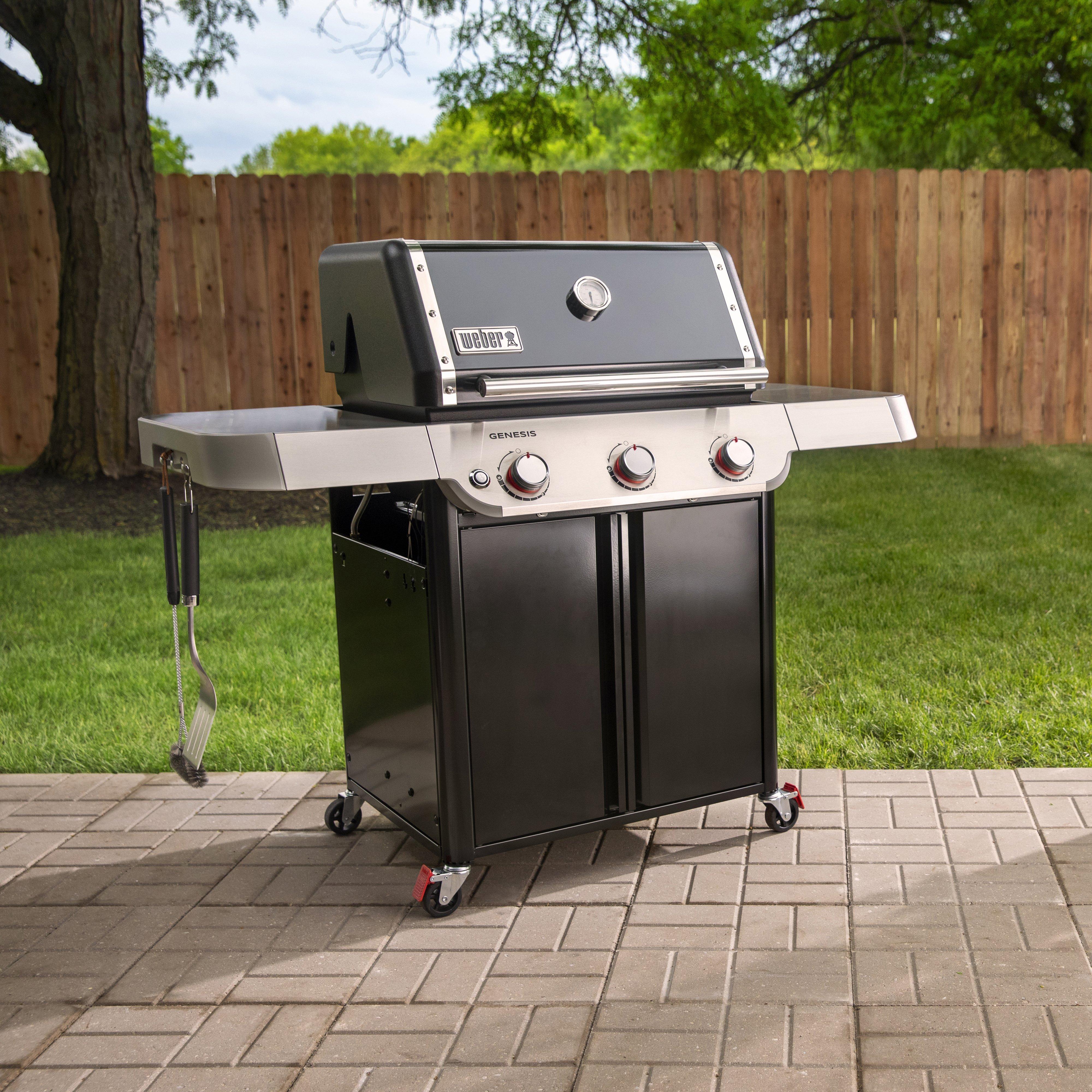 Genesis E-315 Gas Barbecue
