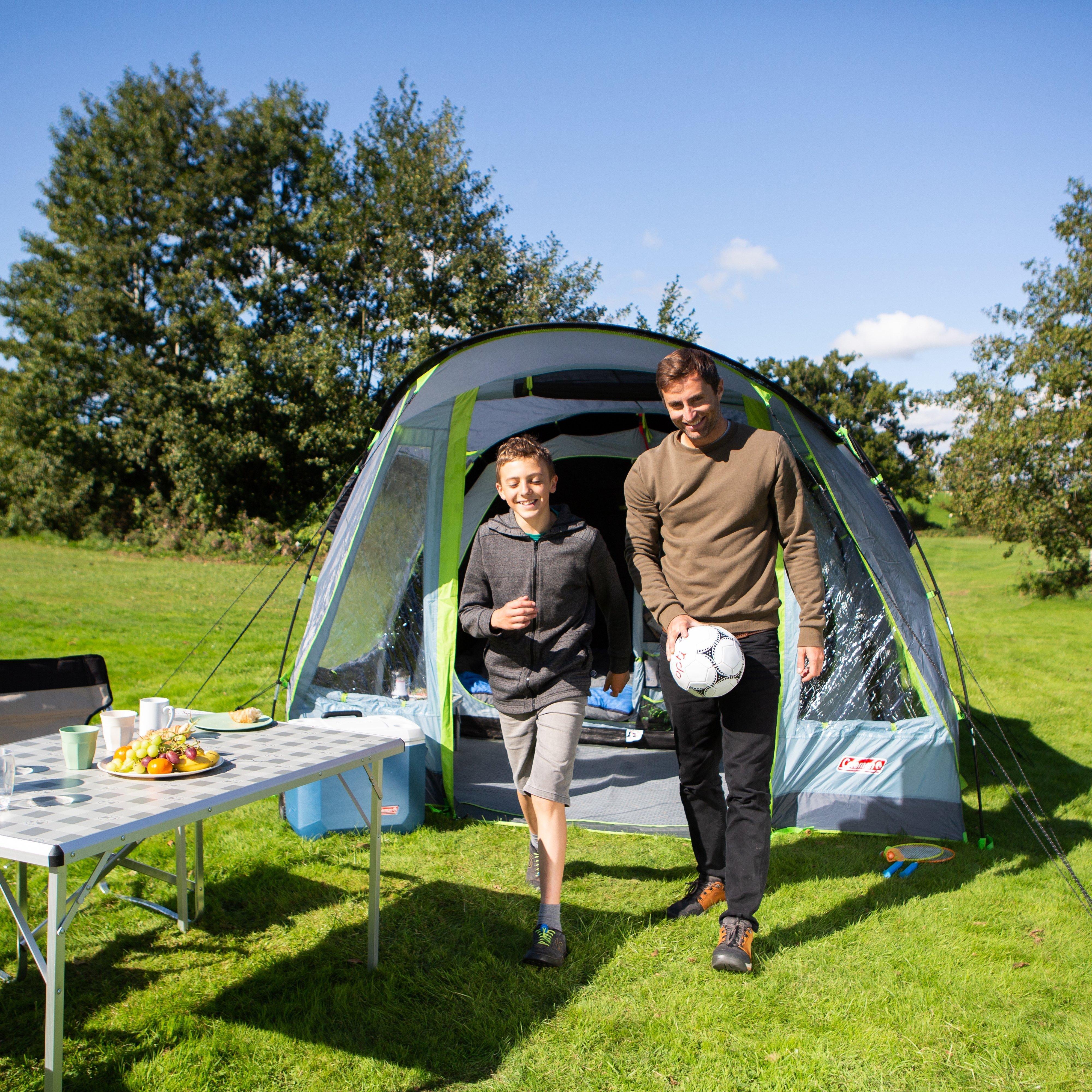 Refurbished Meadowood 4 Person Tent with Blackout Bedrooms
