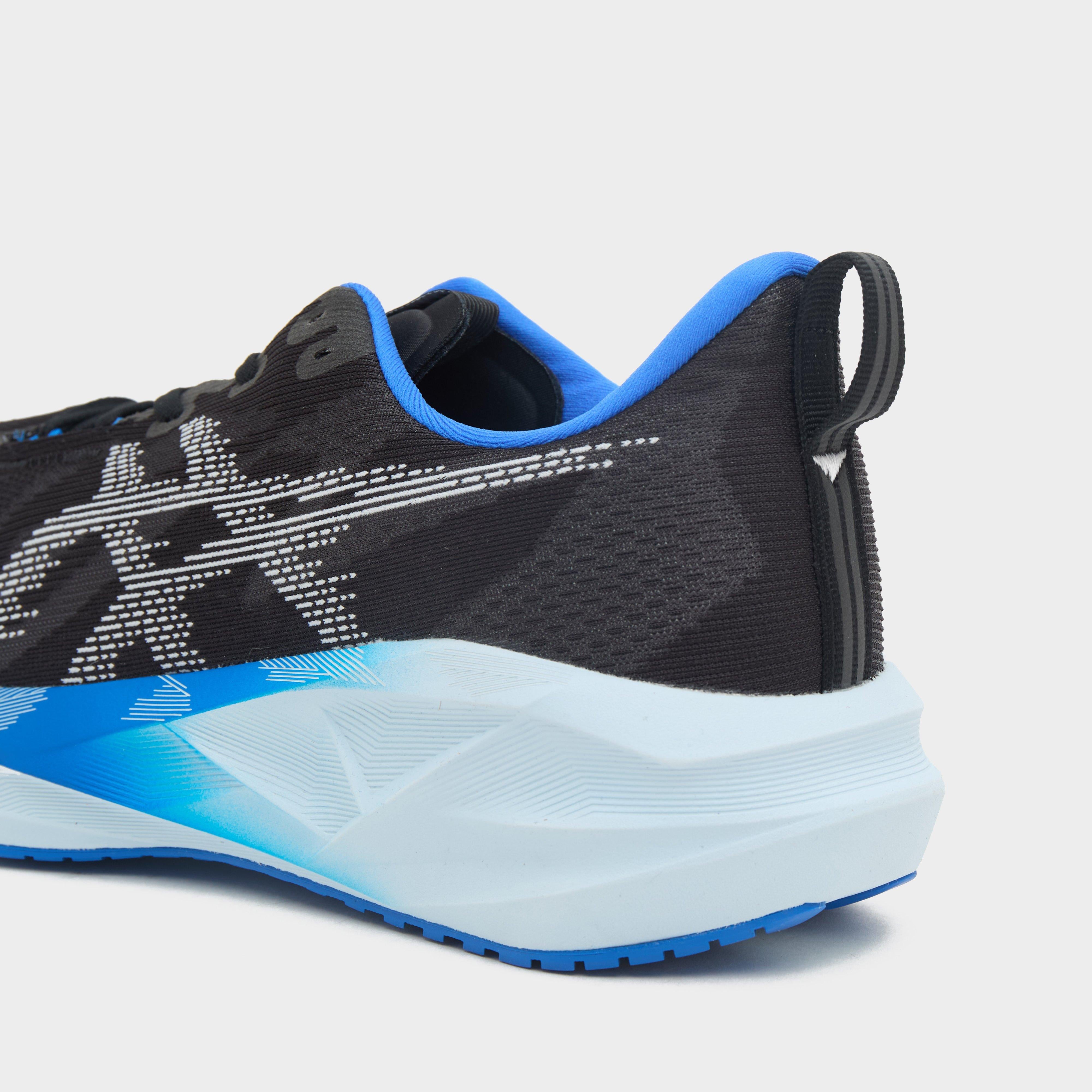 Men’s NOVABLAST 5 Running Shoes
