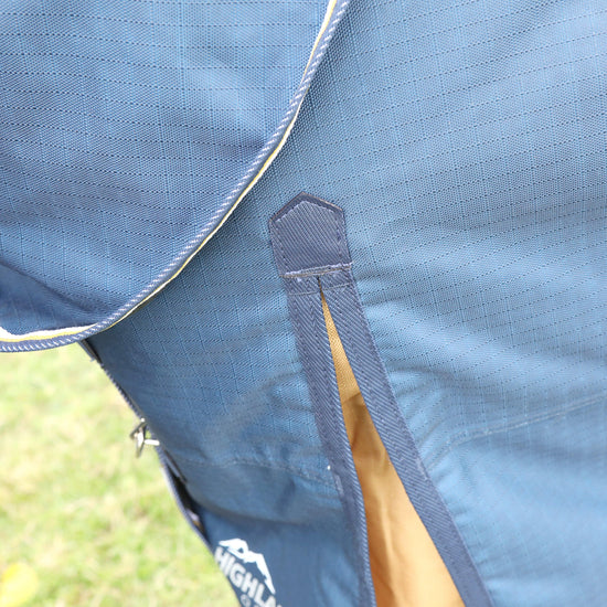 Highlander Plus Lite 0g Standard Neck Turnout Rug