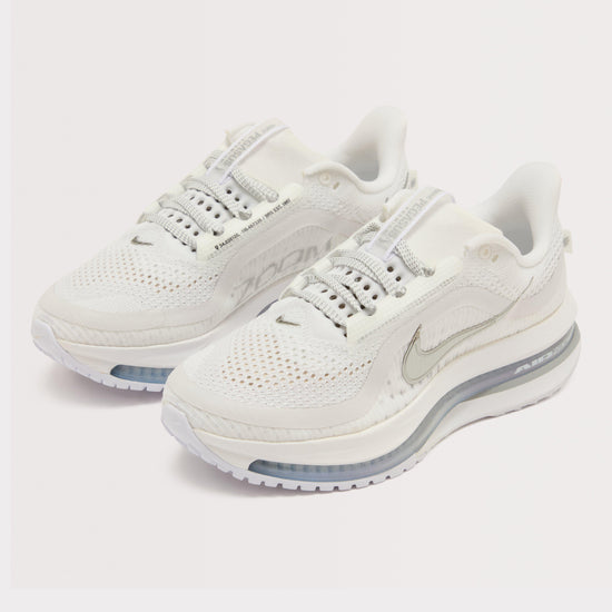 Women’s Pegasus Premium Running Shoe