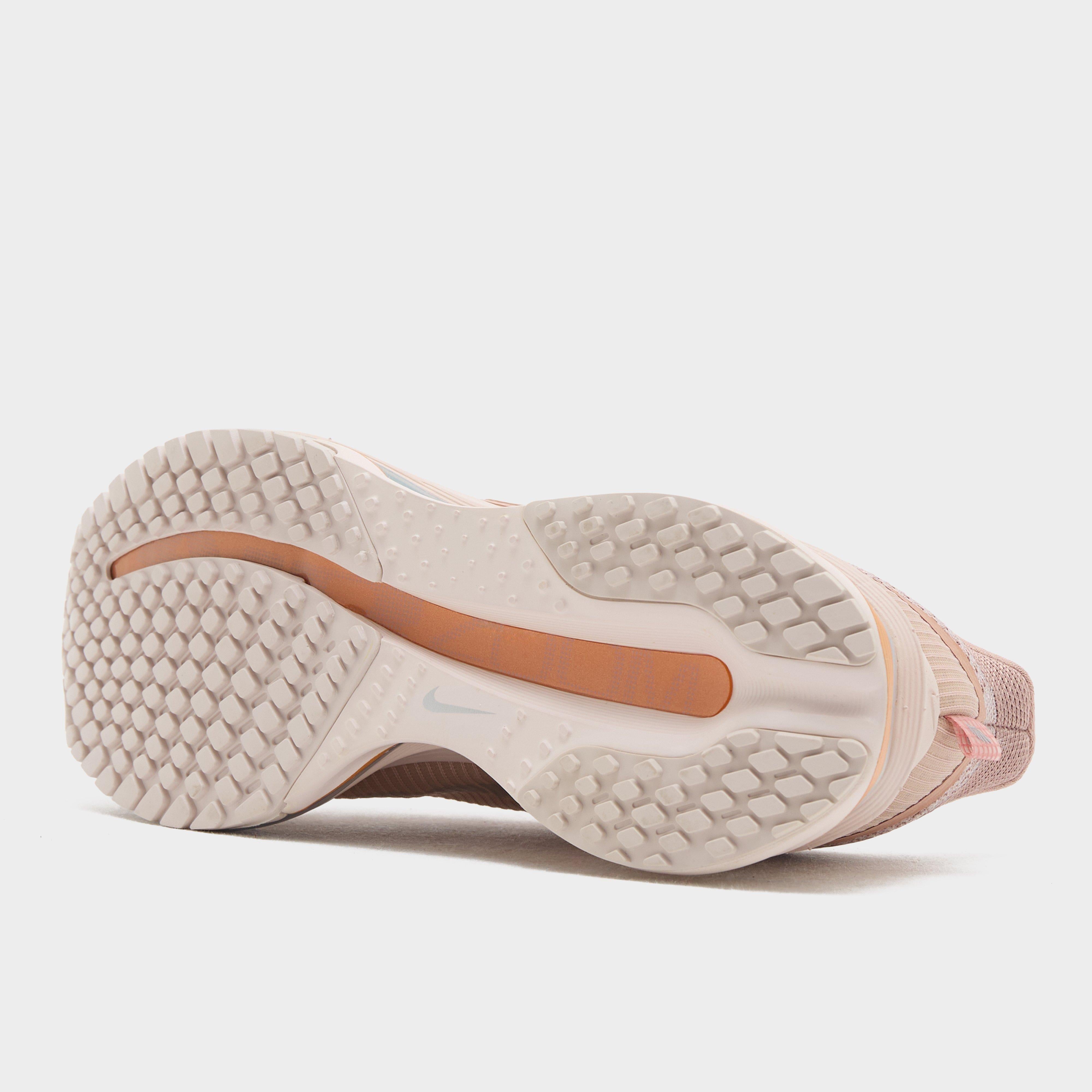 Women’s Pegasus Premium Running Shoe