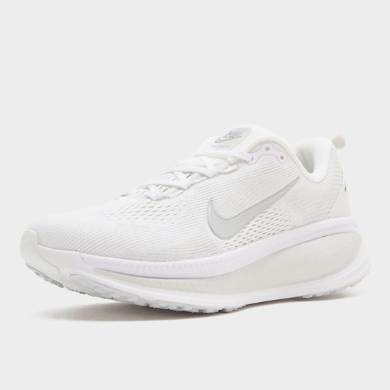 Women’s Vomero 18 Road Running Shoes