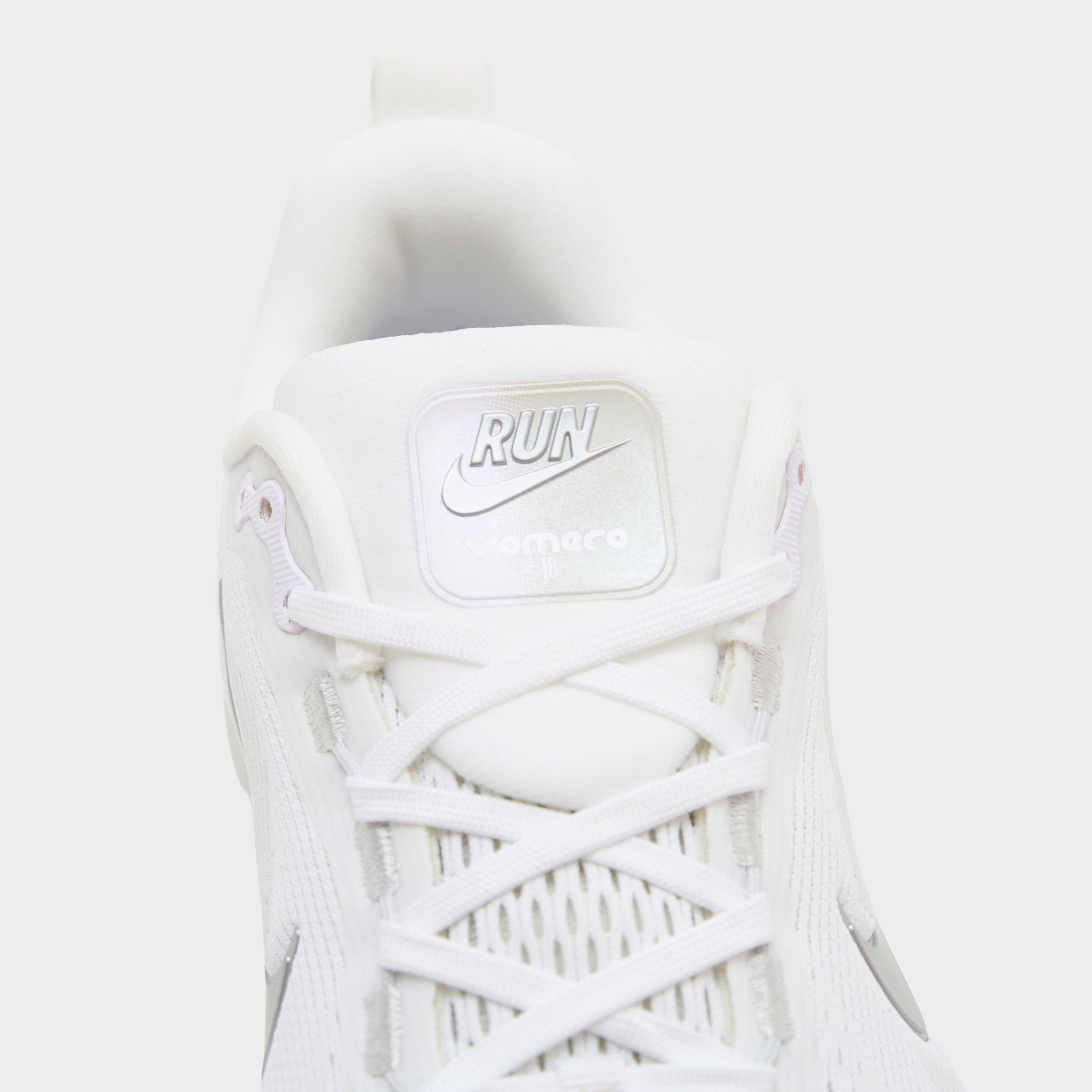 Women’s Vomero 18 Road Running Shoes