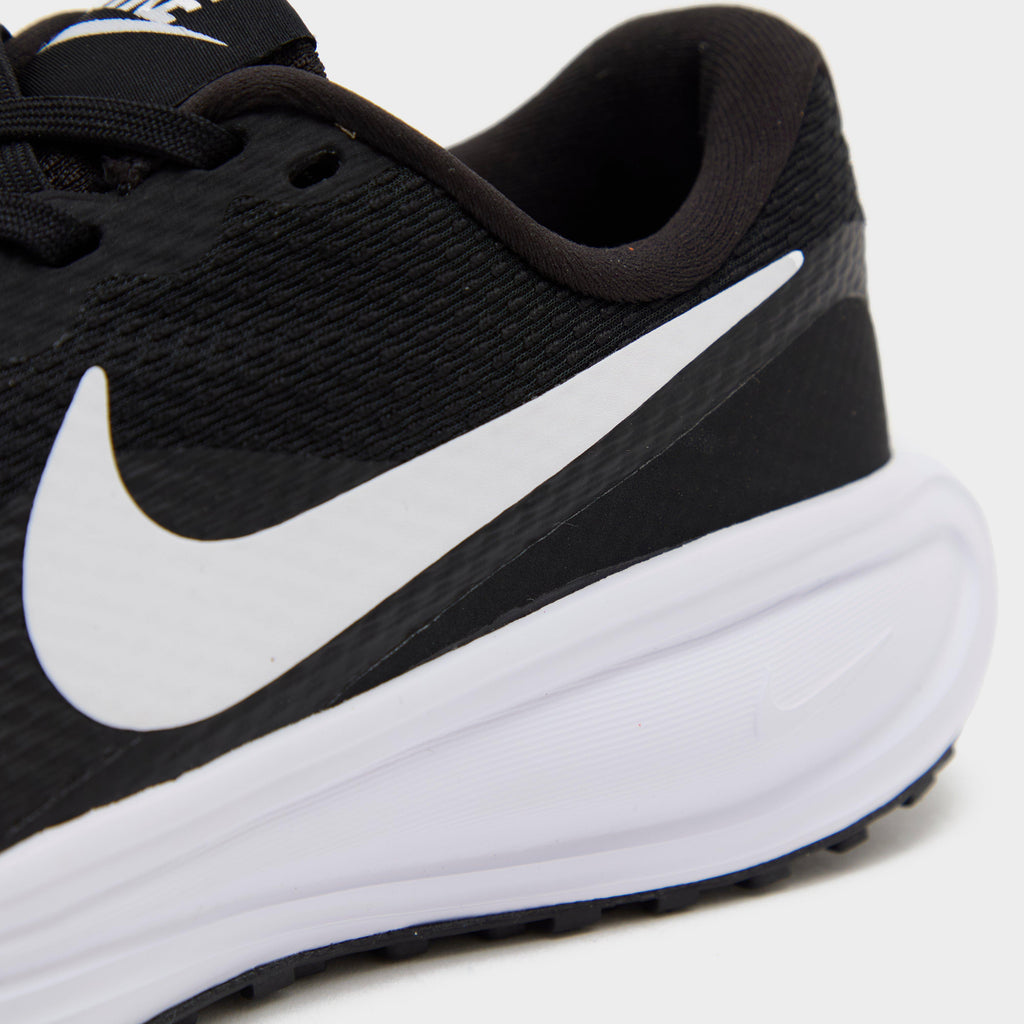 Women's Revolution 8 Road Running Shoes