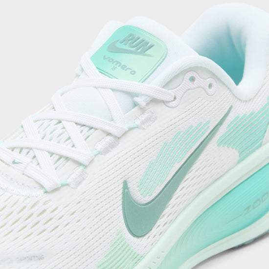 Women’s Vomero 18 Road Running Shoes