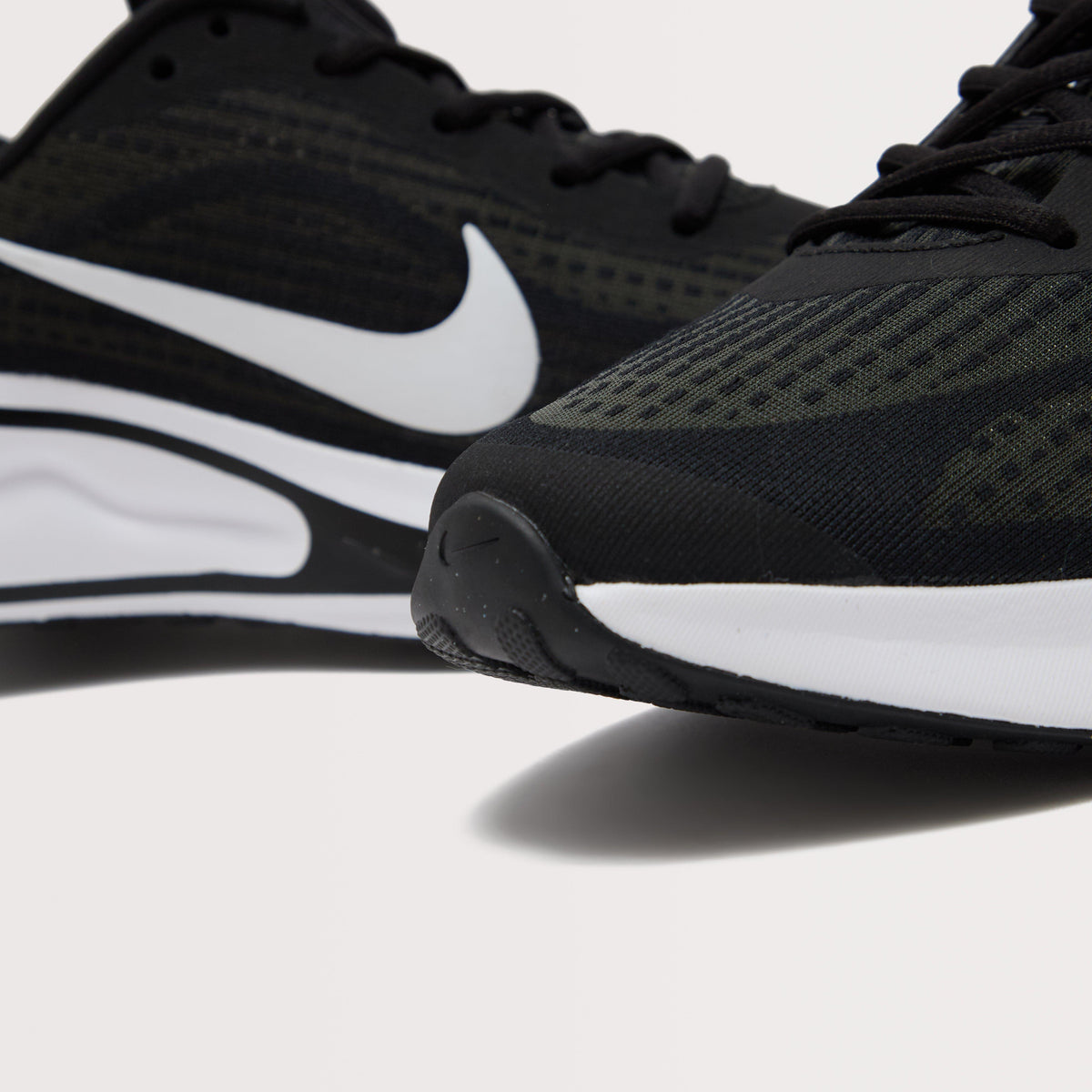 Men's Journey Run Road Running Shoe