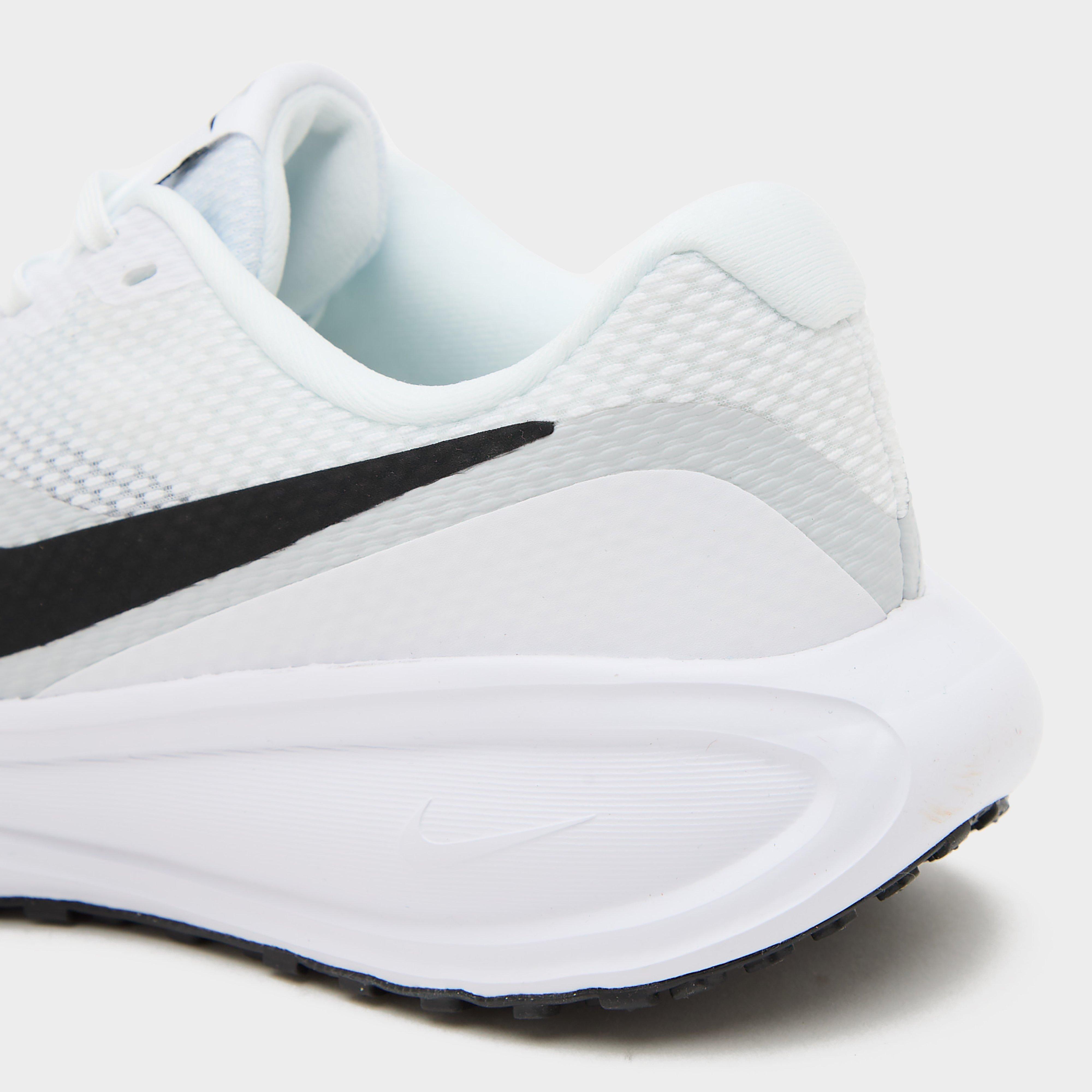 Men's Revolution 8 Road Running Shoes
