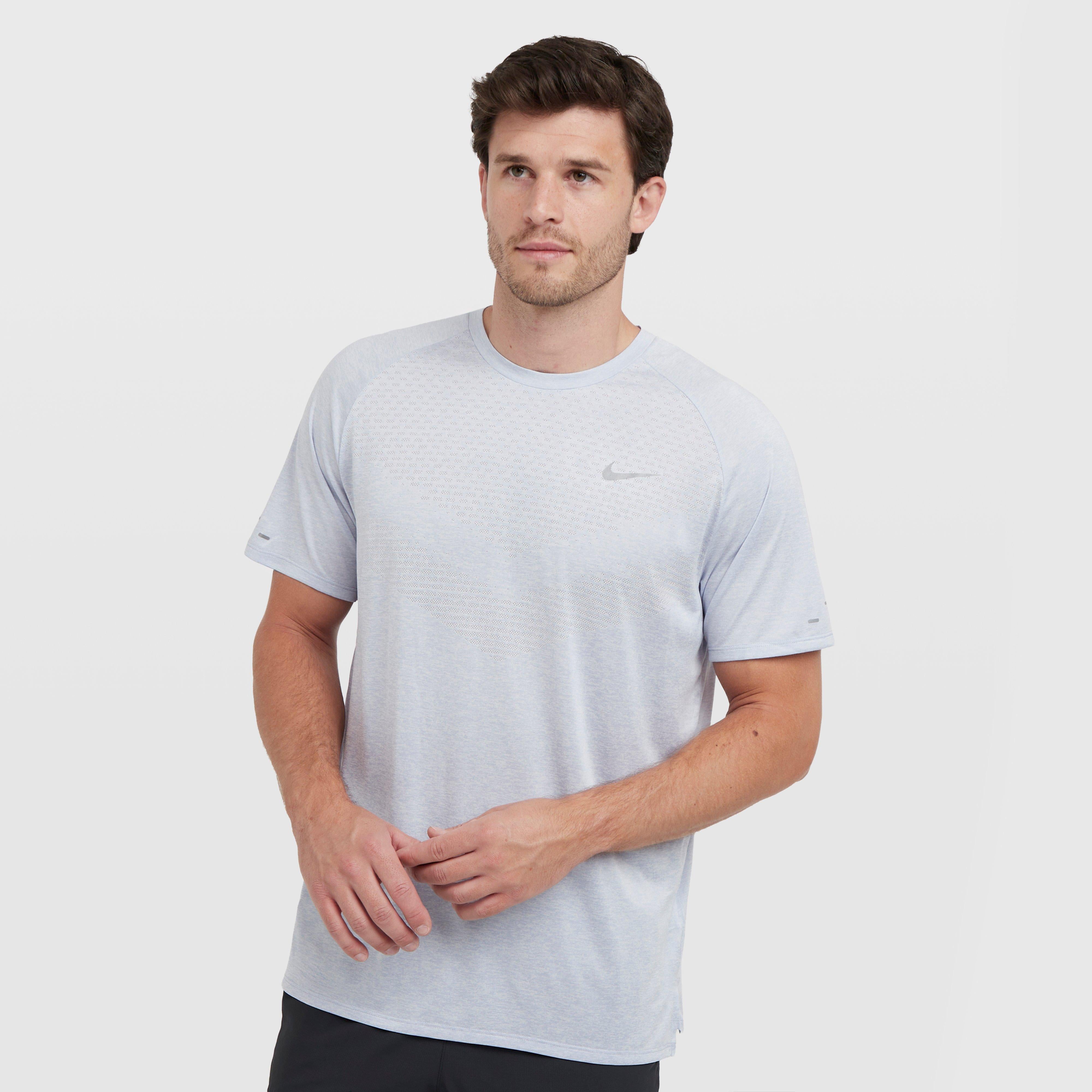 Men’s Dri-FIT ADV Short Sleeve Running T-Shirt