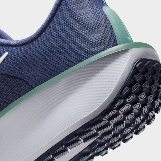 Men’s Quest 6 Road Running Shoe