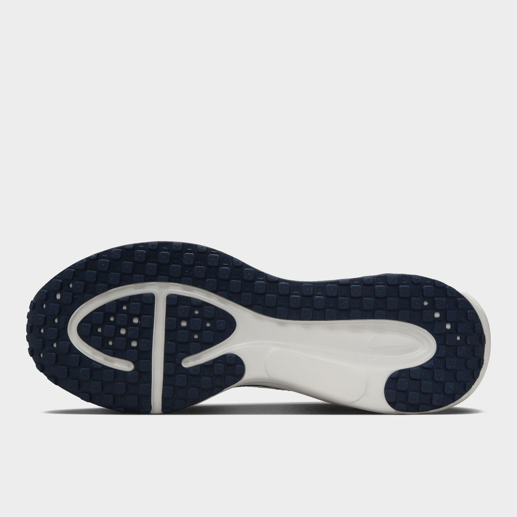 Women's Revolution 8 Road Running Shoes