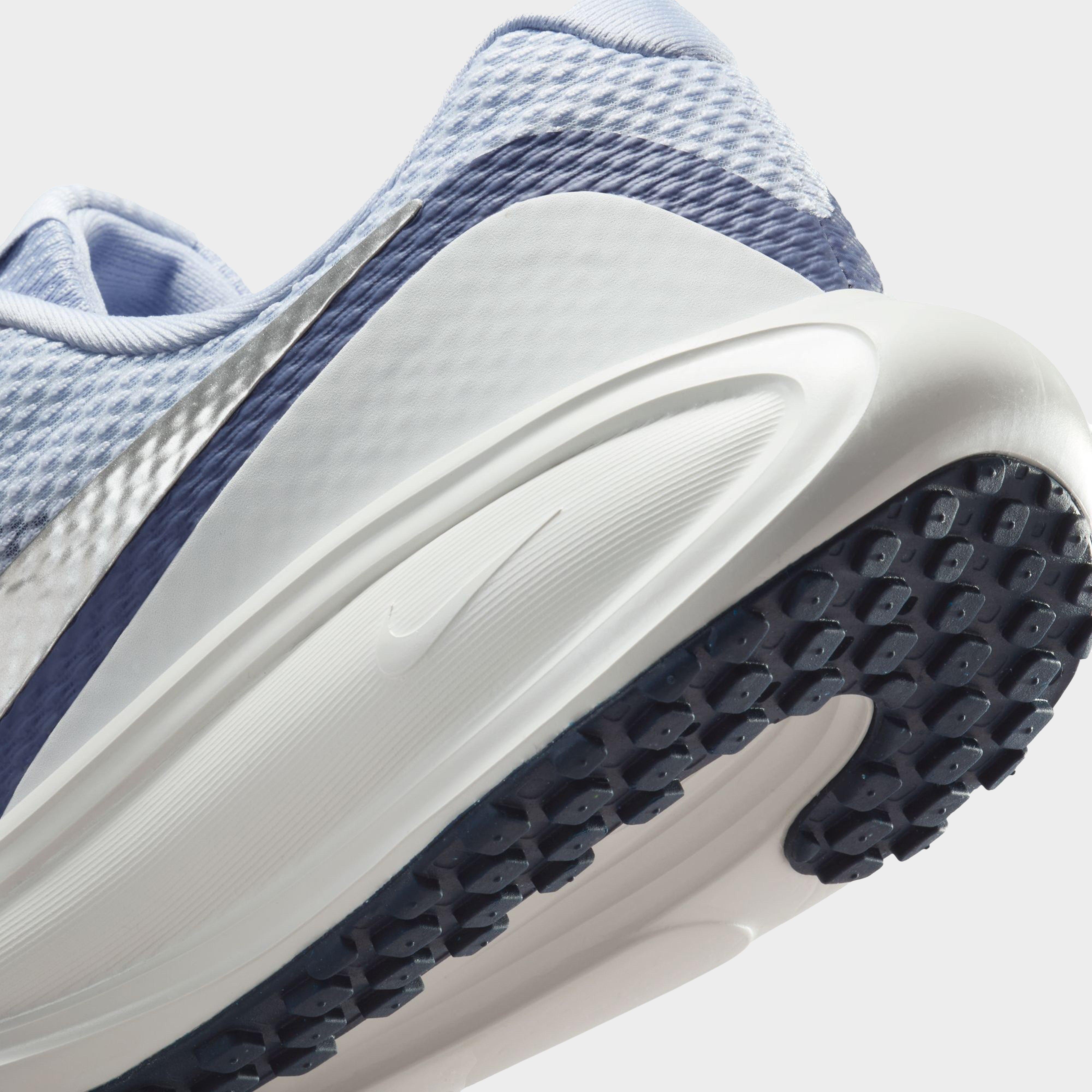 Women's Revolution 8 Road Running Shoes