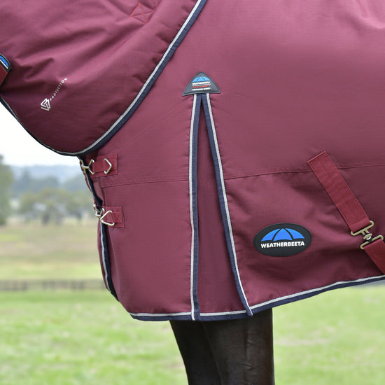 ComFiTec Essential Detach-A-Neck 220g Turnout Rug