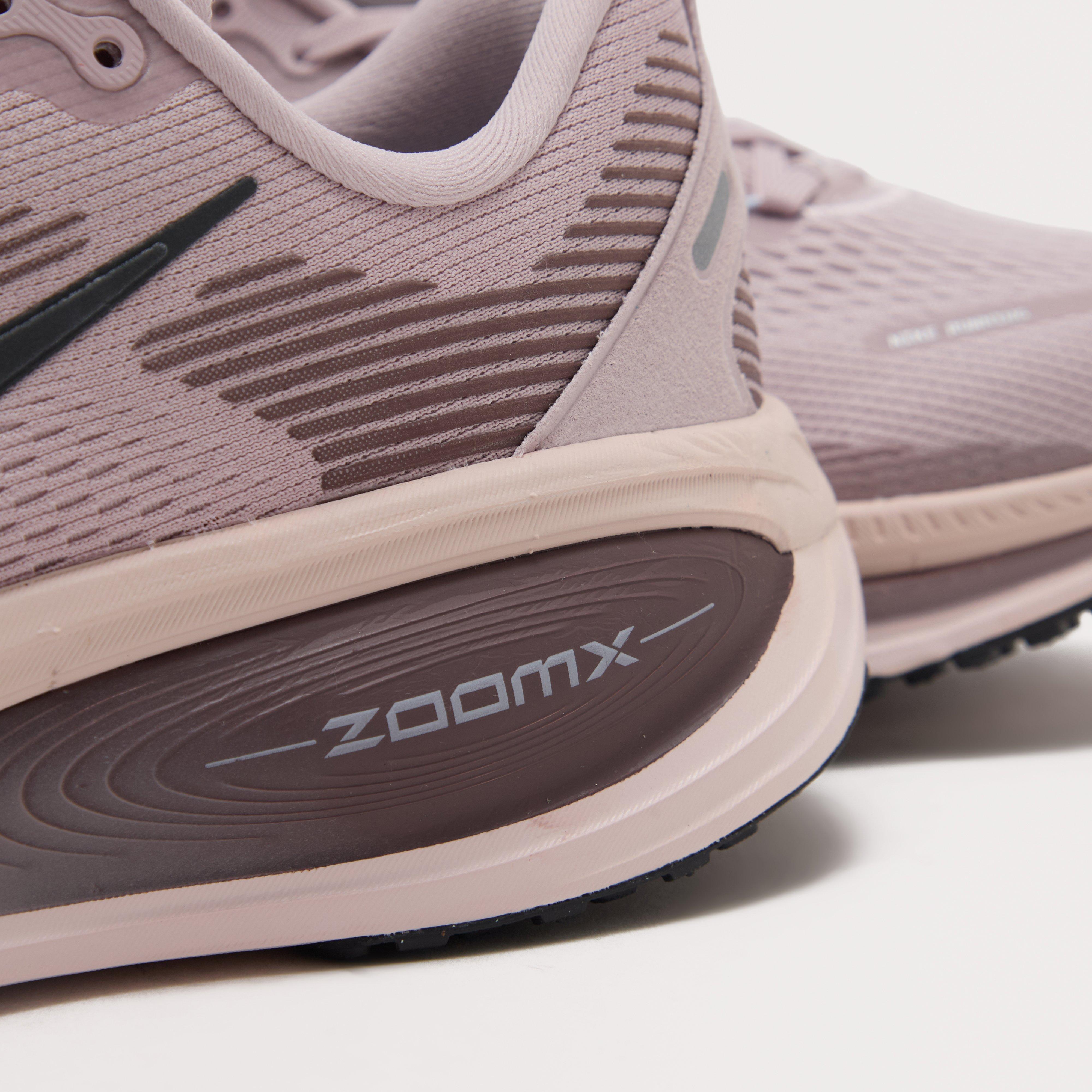 Women’s Vomero 18 Road Running Shoes