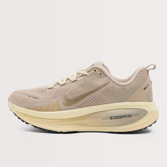 Womens Vomero 18 Running Shoes