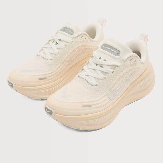 Womens Vomero Plus Running Shoes