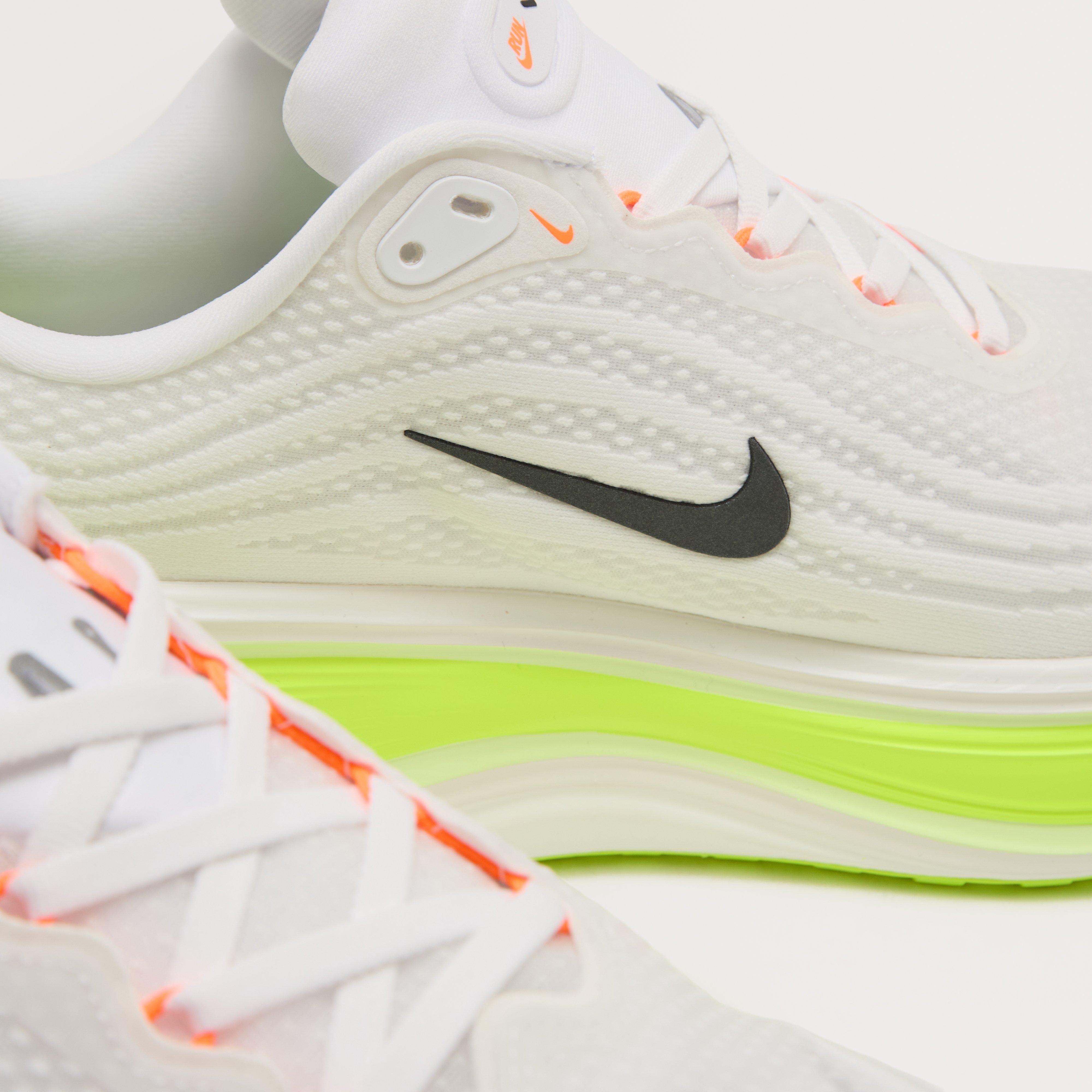 Men’s Vomero Plus Road Running Shoe