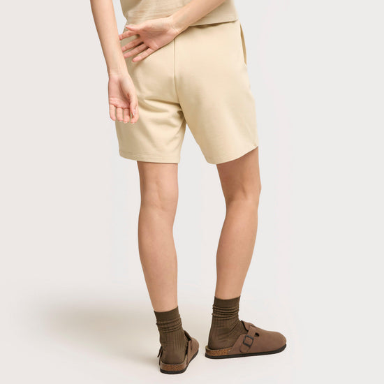Women's Essential Lite Shorts