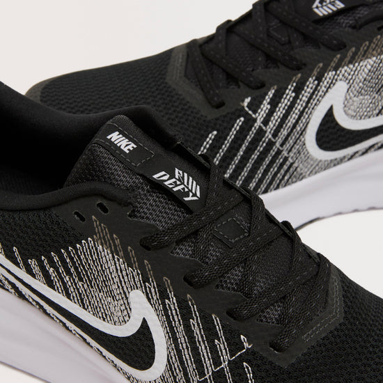Men's Run Defy Road Running Shoe