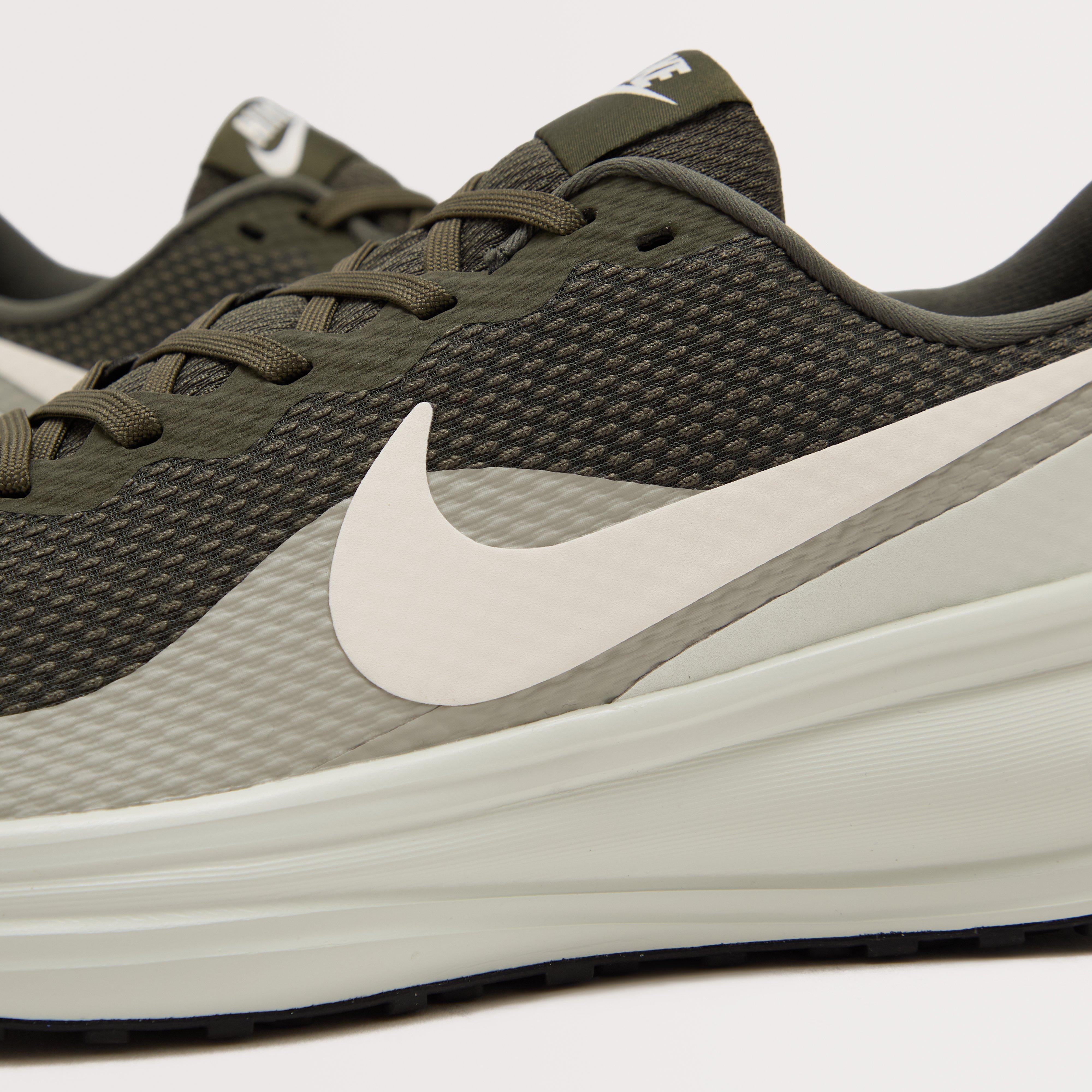 Men's Revolution 8 Road Running Shoes