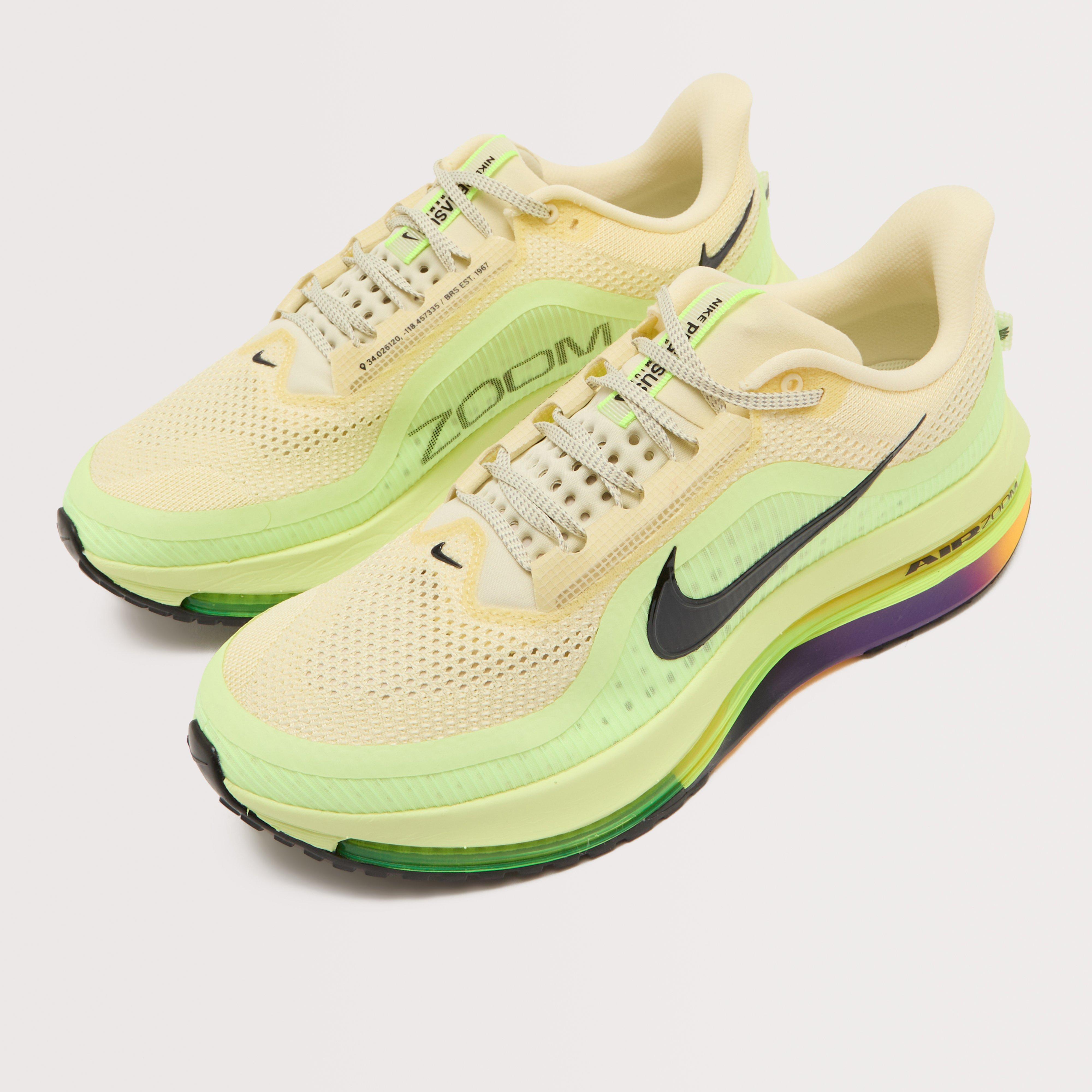 Men’s Pegasus Premium Running Shoe