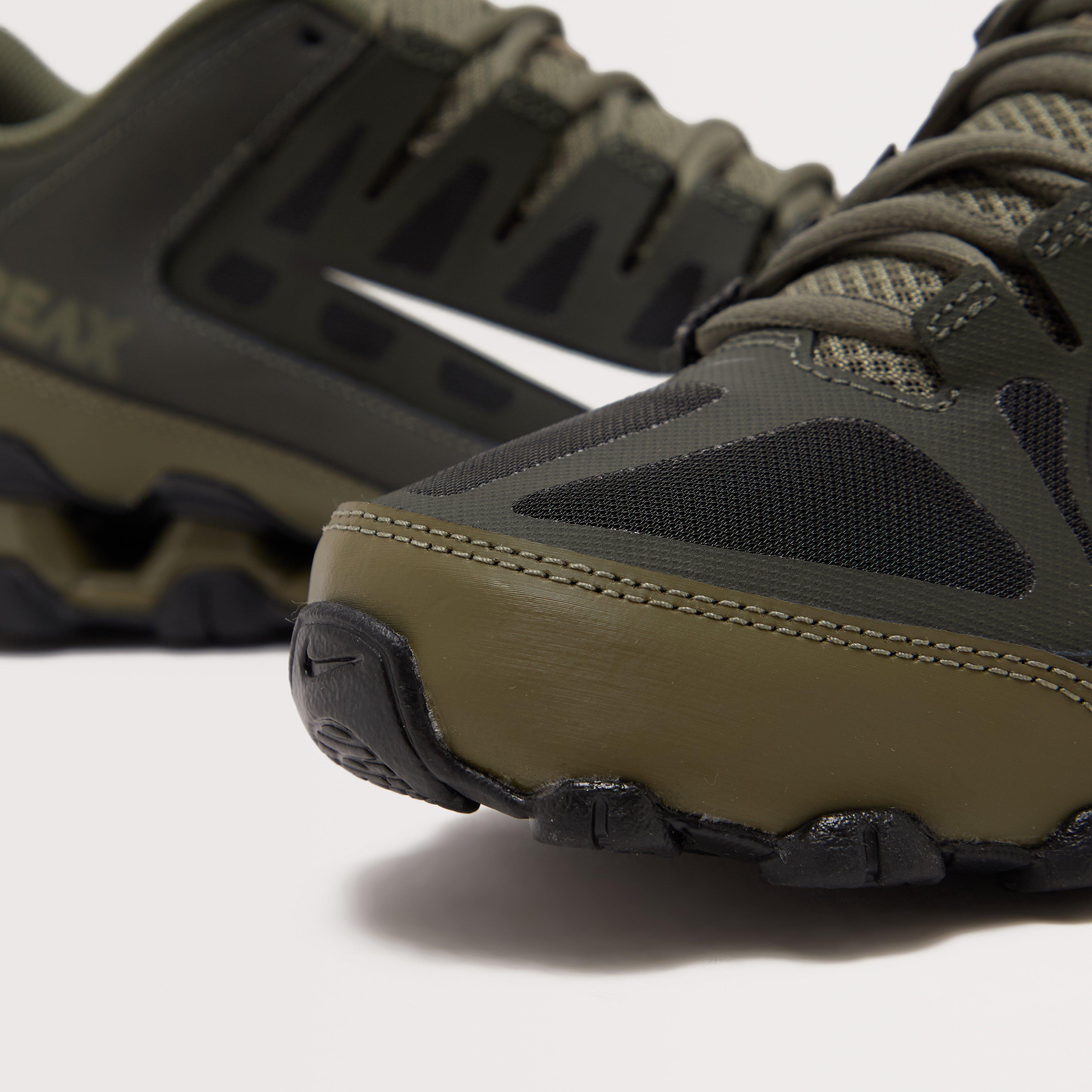 Men's Reax 8 TR Workout Shoes