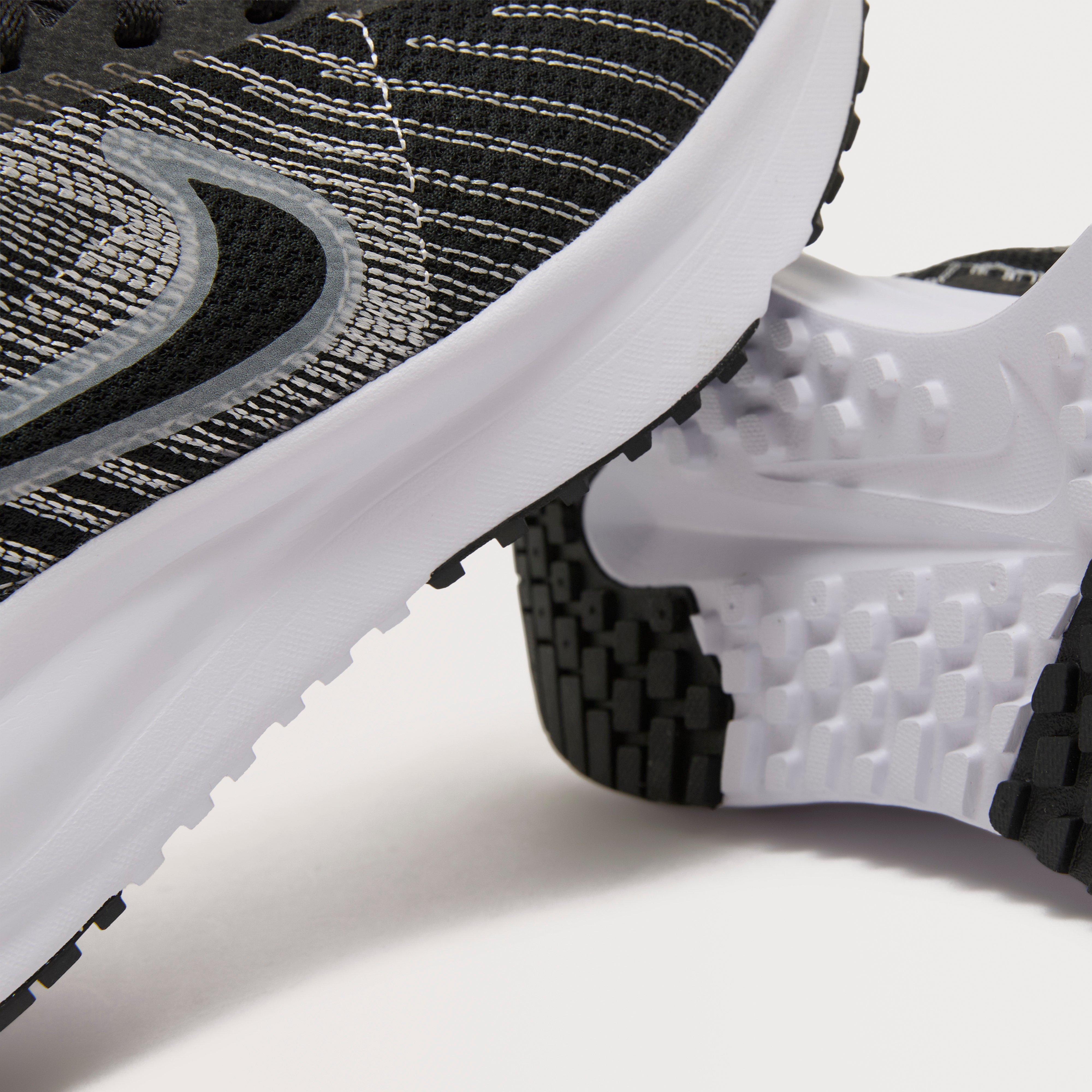 Women’s Run Defy Road Running Shoes