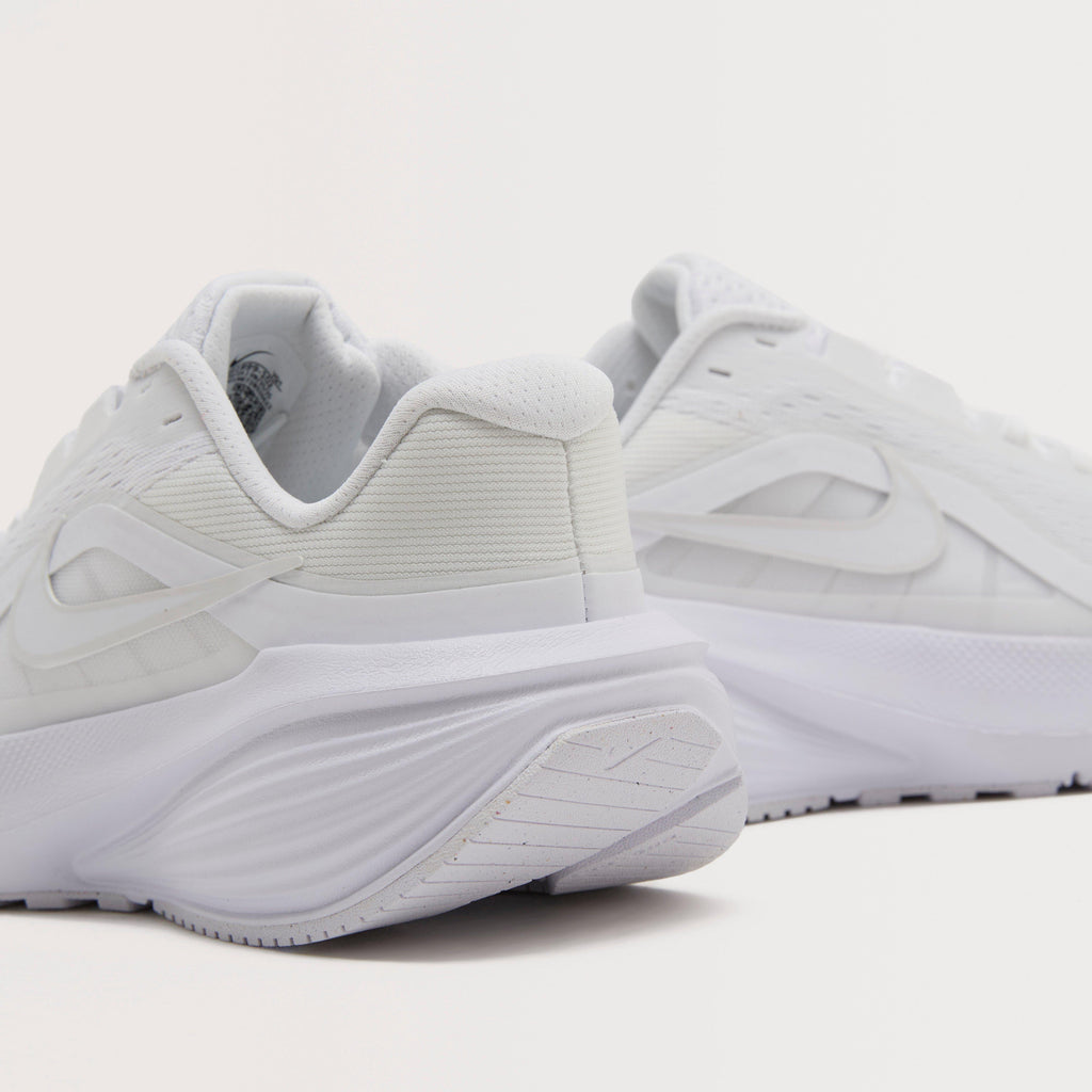 Women’s Downshifter 14 Road Running Shoes