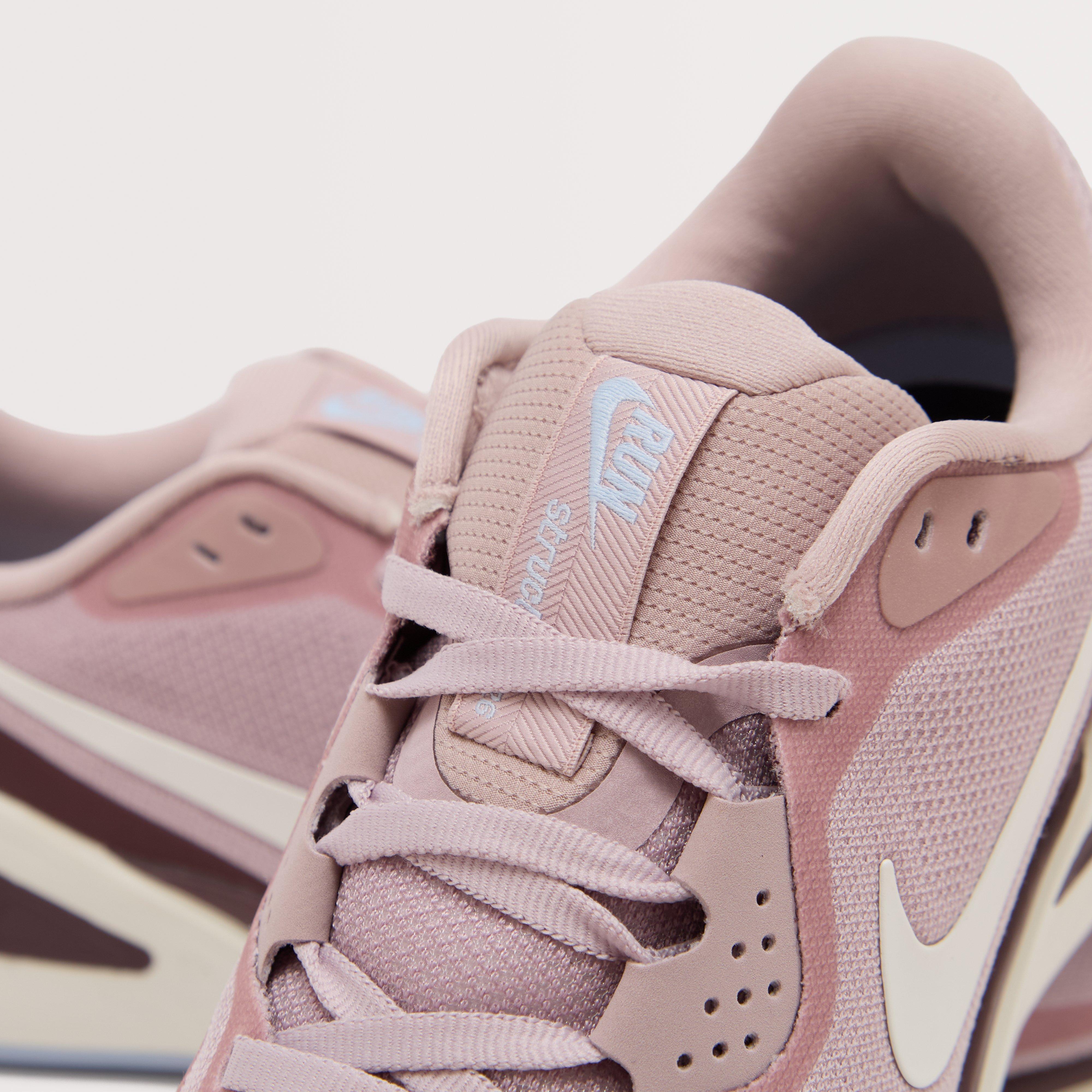 Women's Structure 26 Road Running Shoe