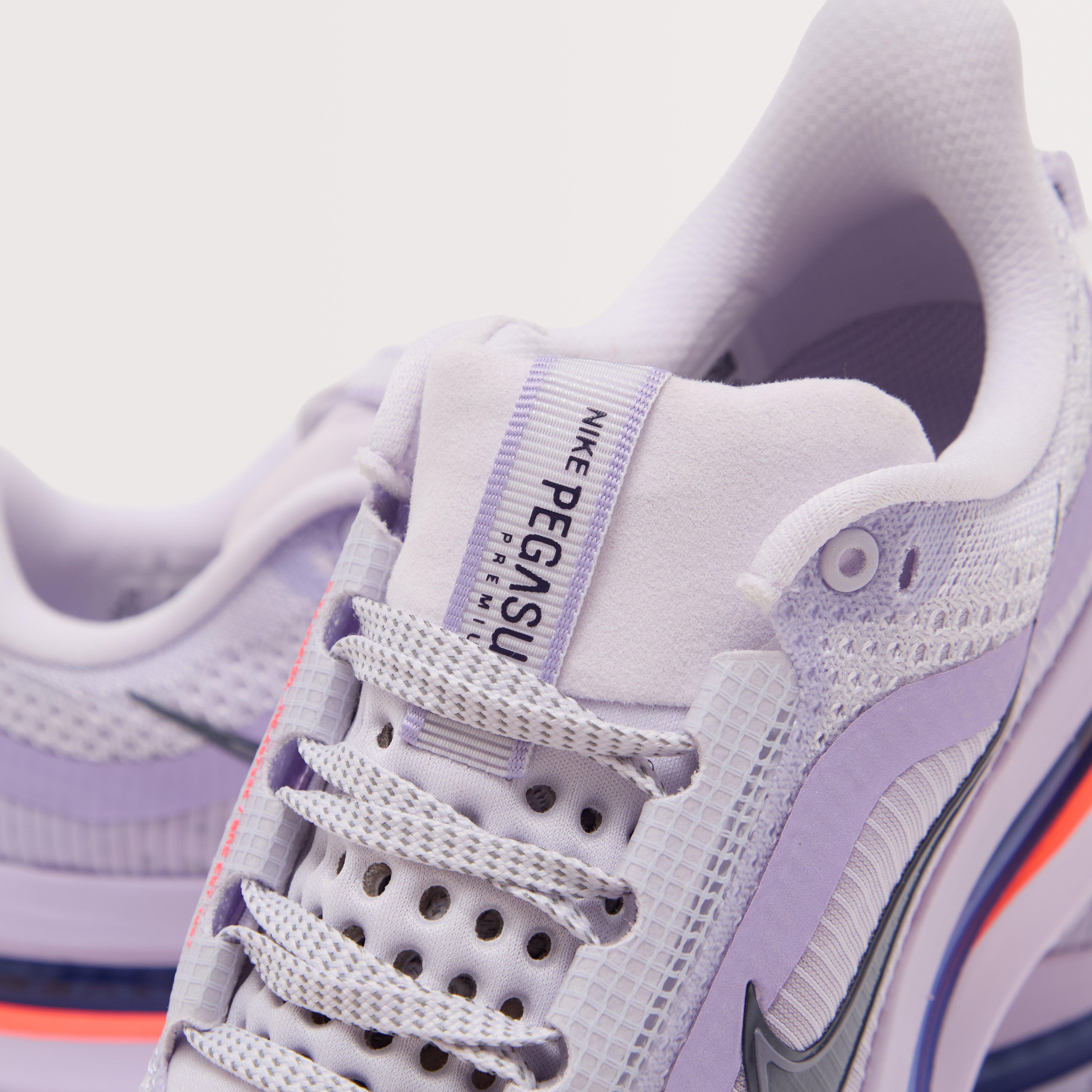 Women’s Pegasus Premium Running Shoe