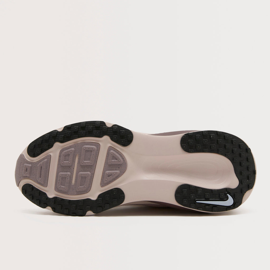 Older Kids’ Vomero 18 Road Running Shoes