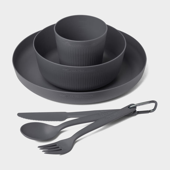 6 piece Dinnerware Set